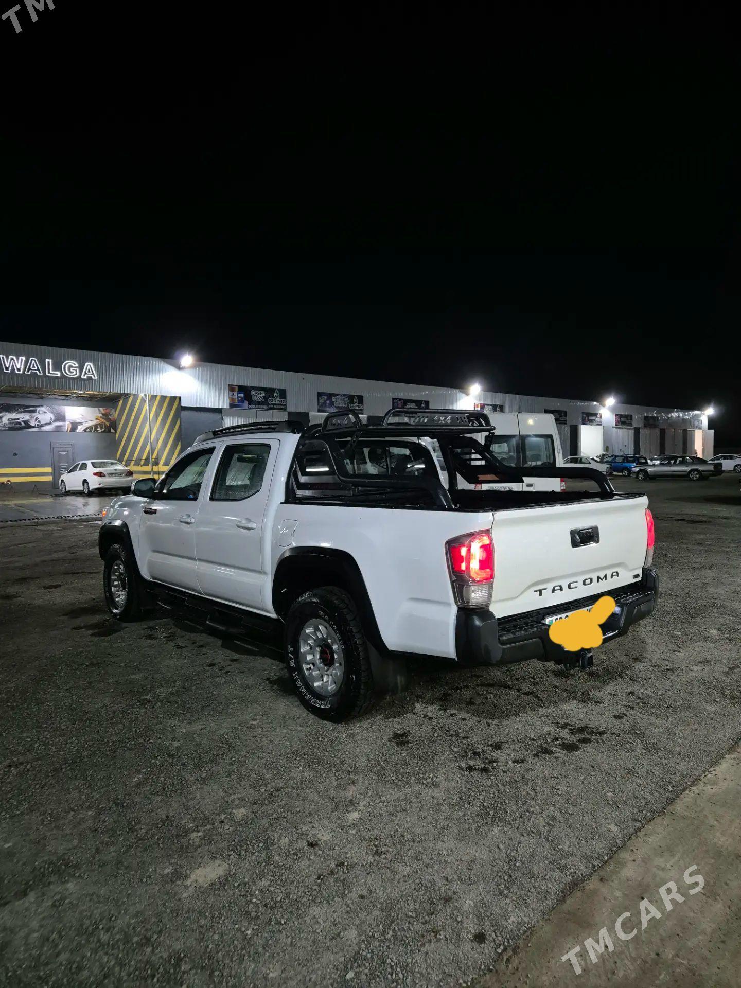 Toyota Tacoma 2022 - 440 000 TMT - Мары - img 1