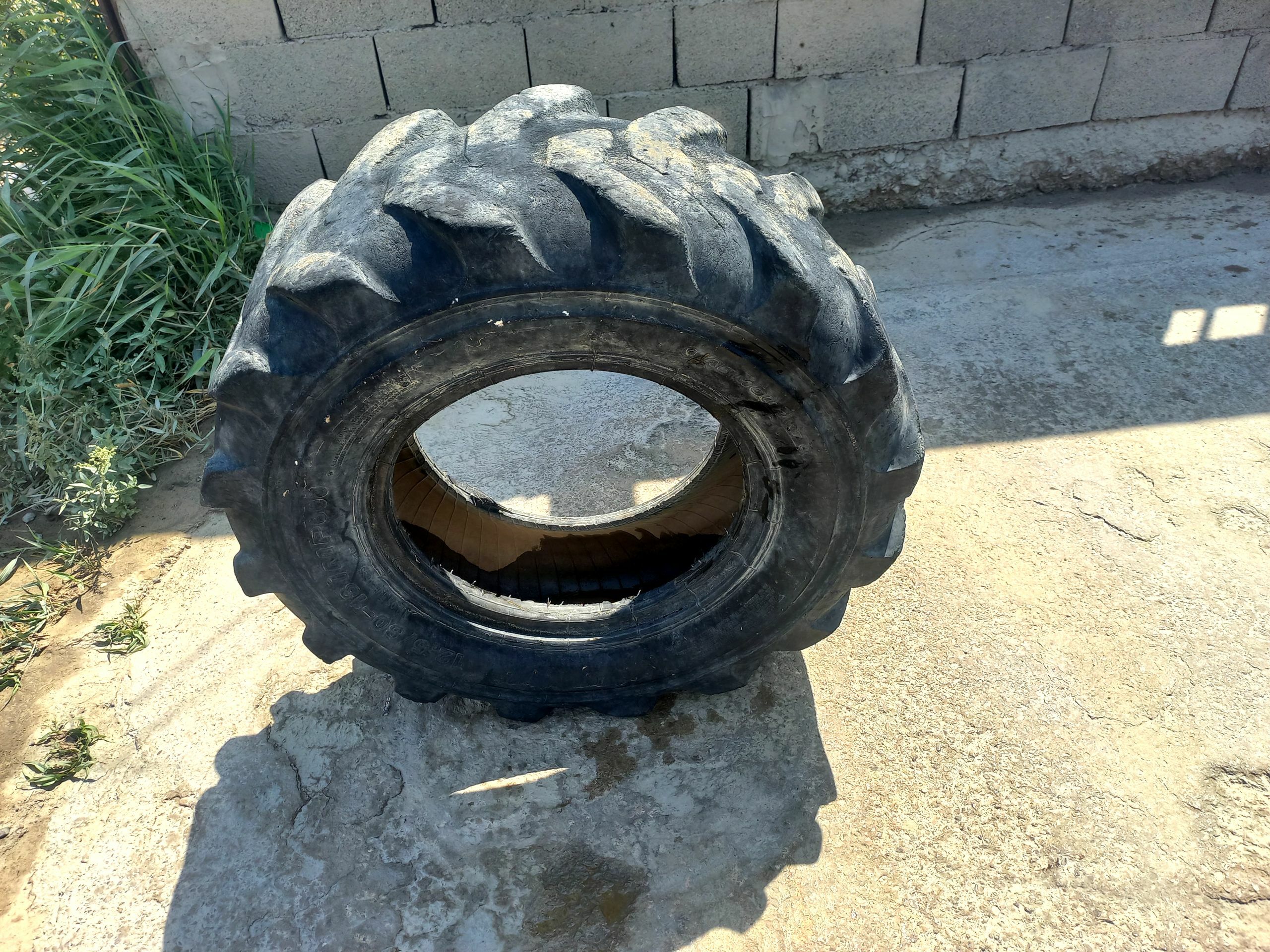 teker 12,5.80 jcb 400 TMT - Бахарден - img 1