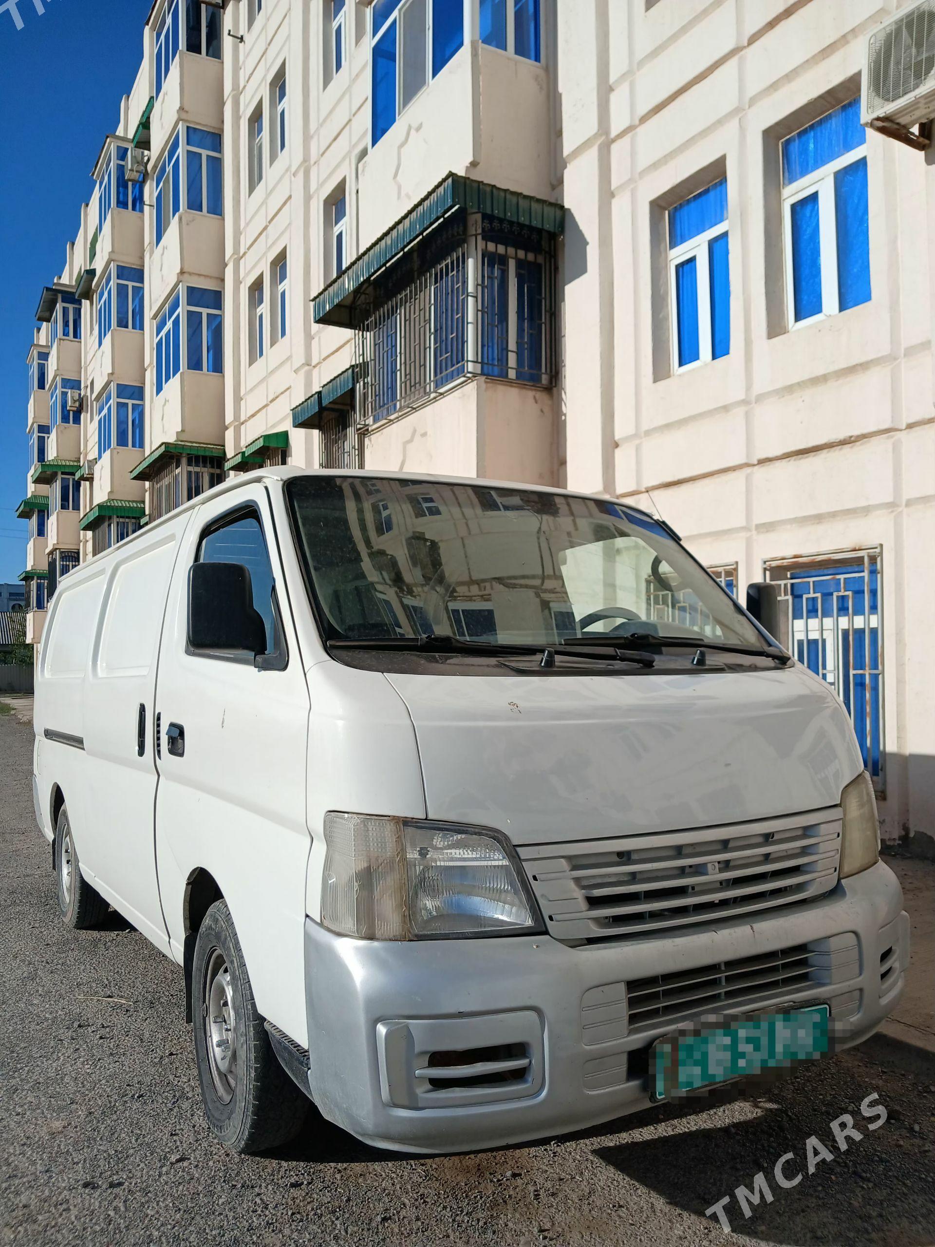 Nissan Urvan 2005 - 100 000 TMT - Туркменабат - img 1
