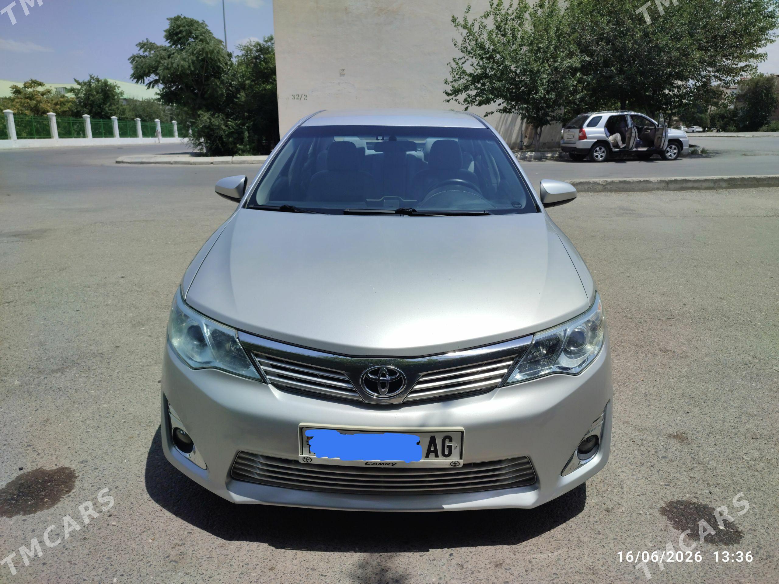 Toyota Camry 2012 - 240 000 TMT - 11 mkr - img 1
