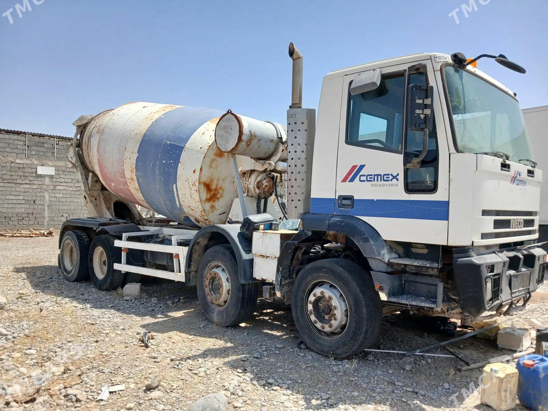 Iveco Trakker 2001 - 200 000 TMT - Ашхабад - img 1