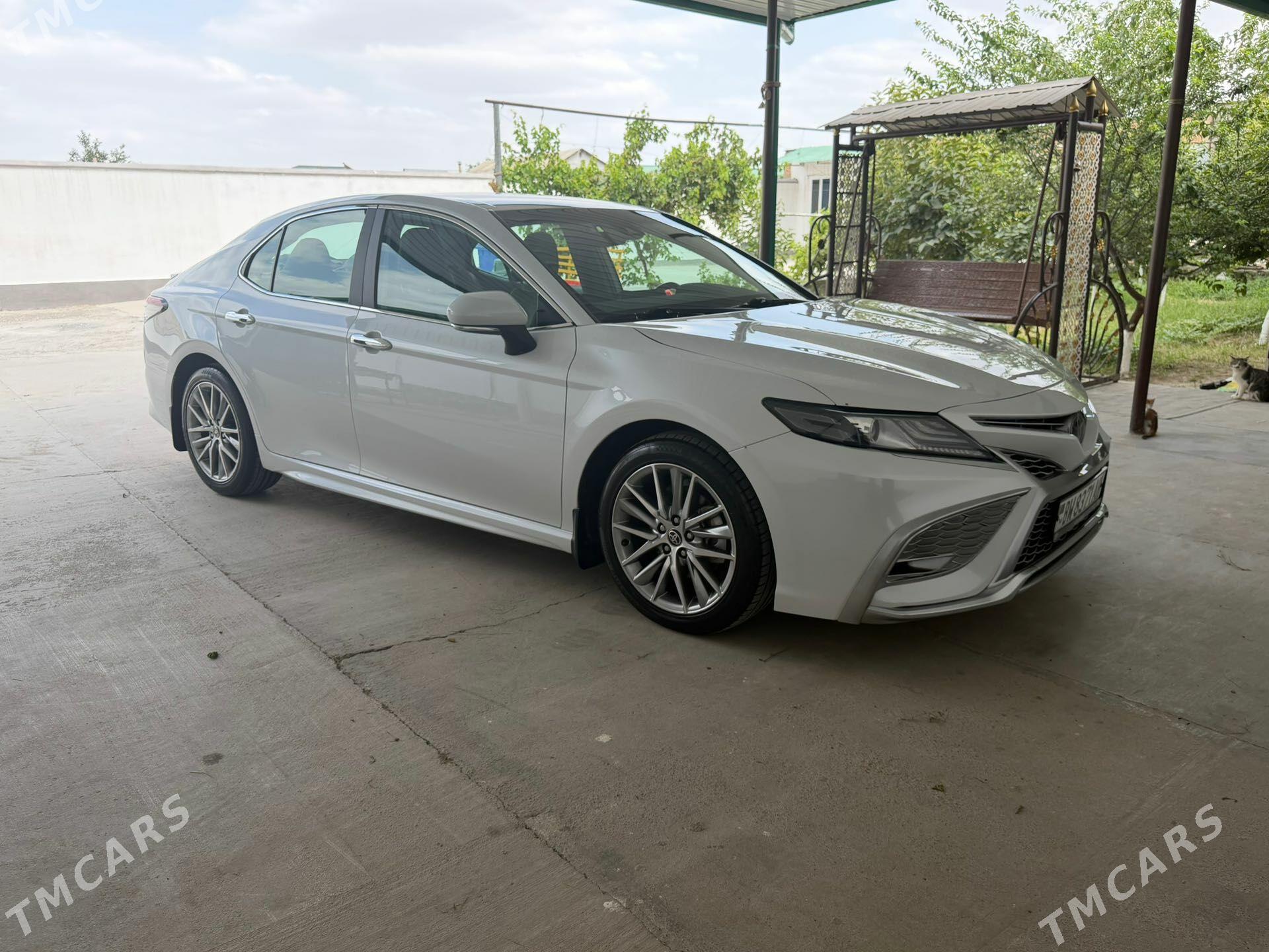 Toyota Camry 2023 - 340 000 TMT - Ашхабад - img 1