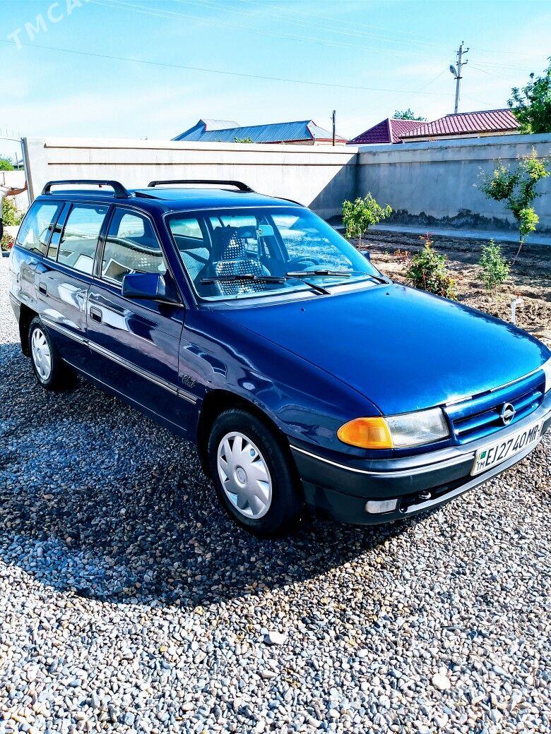 Opel Astra 1992 - 40 000 TMT - Мары - img 1