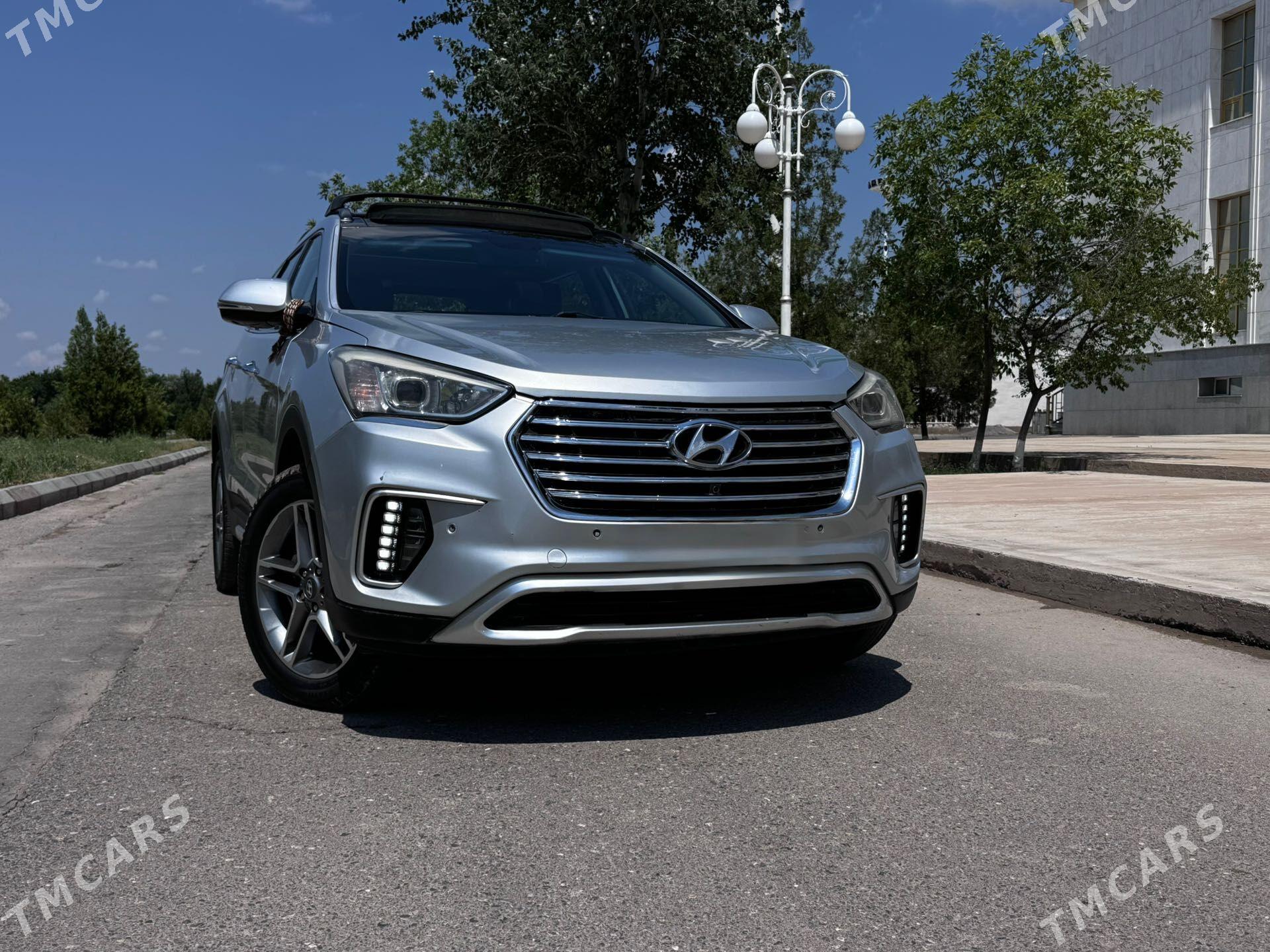 Hyundai Santa Fe 2017 - 355 000 TMT - Дашогуз - img 1