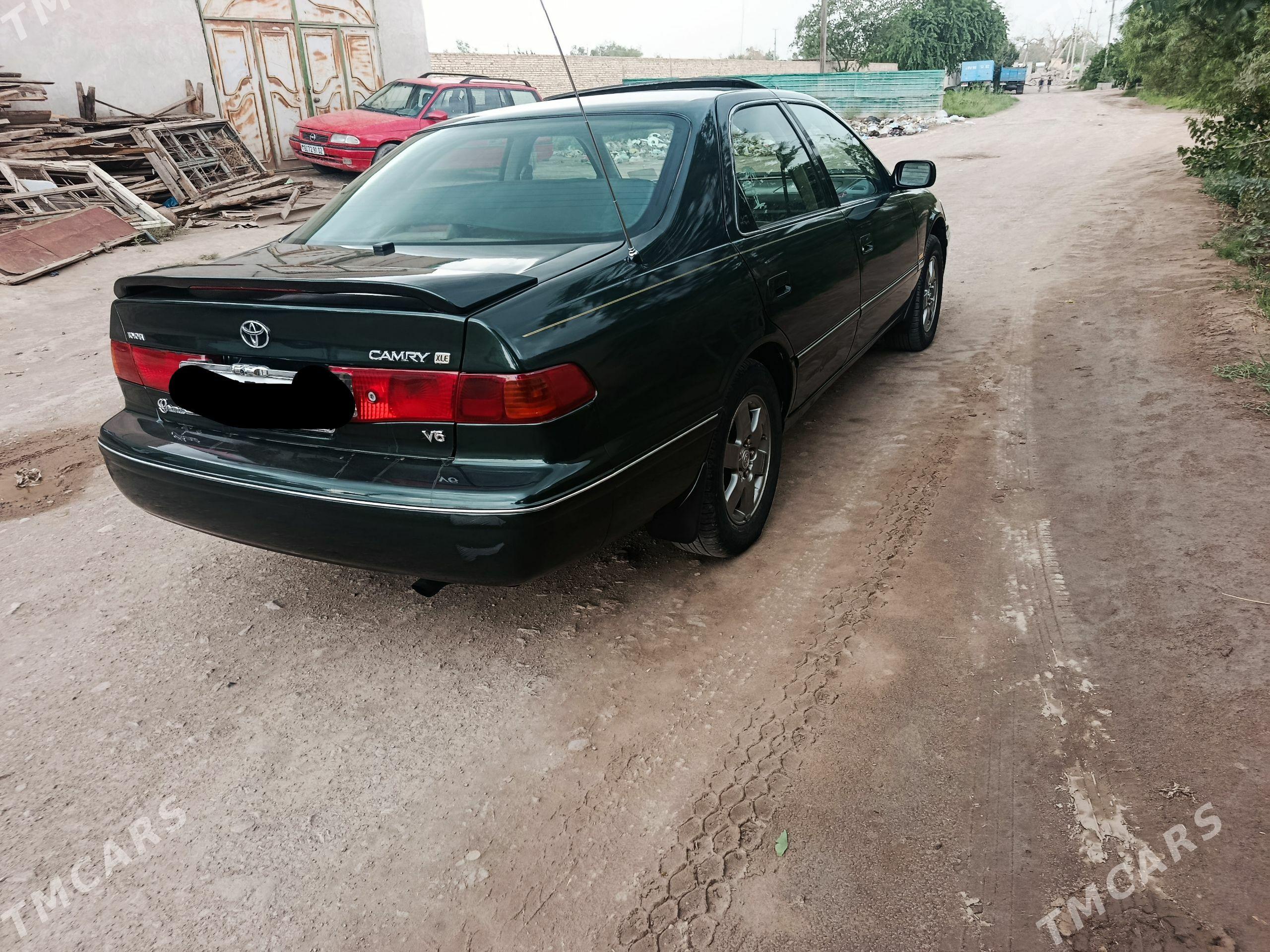 Toyota Camry 2001 - 180 000 TMT - Gurbansoltan Eje - img 1
