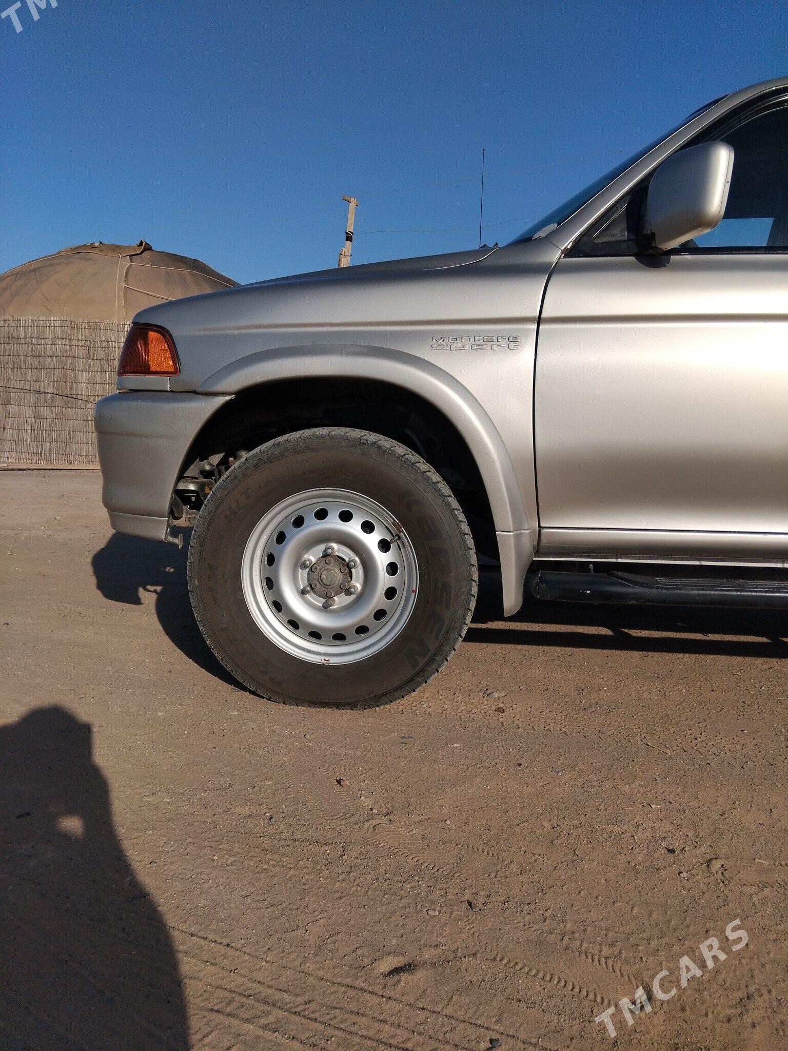 Mitsubishi Montero Sport 1998 - 100 000 TMT - Gökdepe - img 1