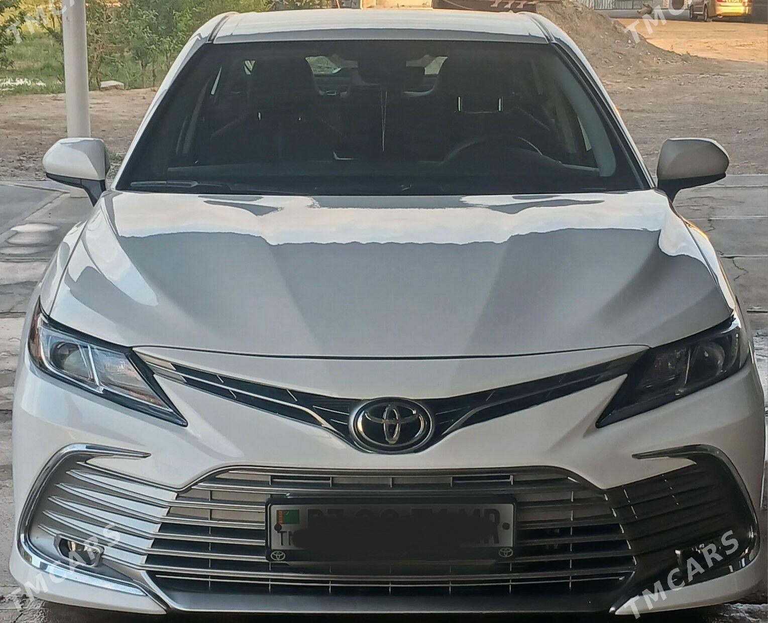 Toyota Camry 2021 - 355 000 TMT - Мургап - img 1