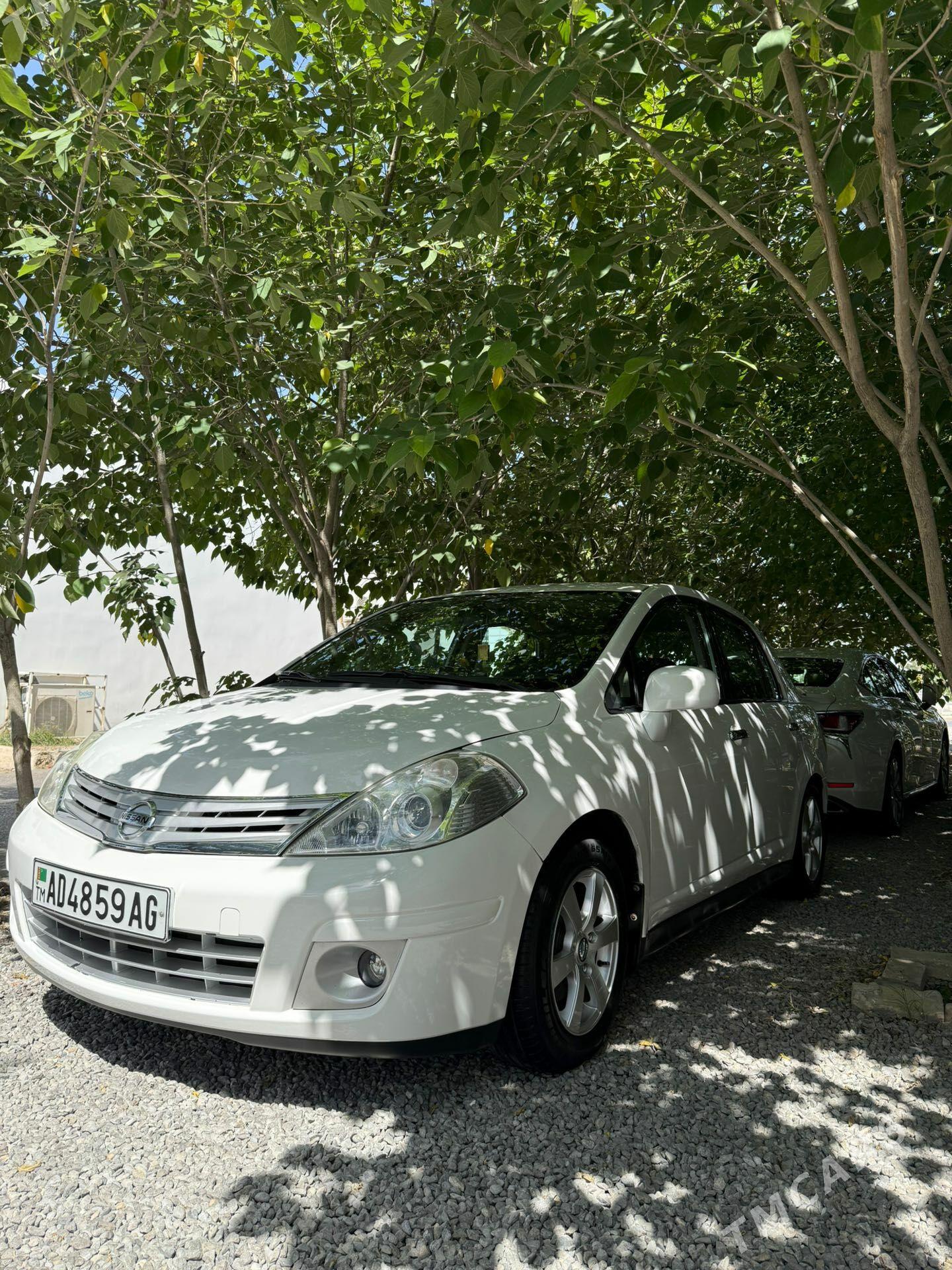 Nissan Versa 2011 - 155 000 TMT - Büzmeýin GRES - img 1