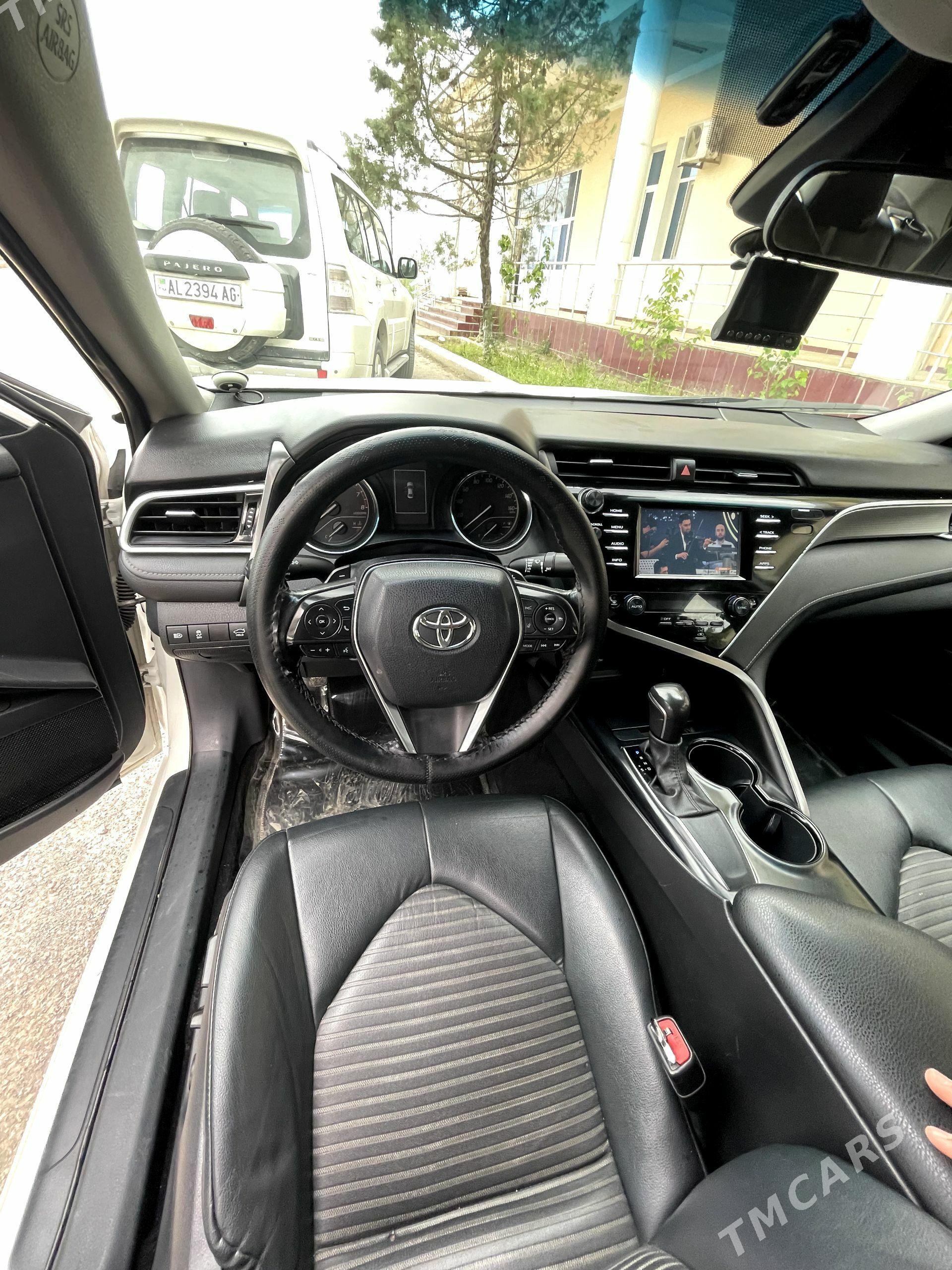 Toyota Camry 2020 - 260 000 TMT - Ашхабад - img 1
