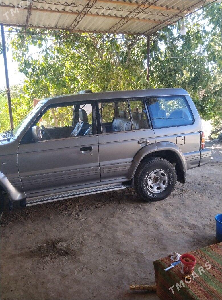 Mitsubishi Pajero 1995 - 100 000 TMT - Саят - img 1