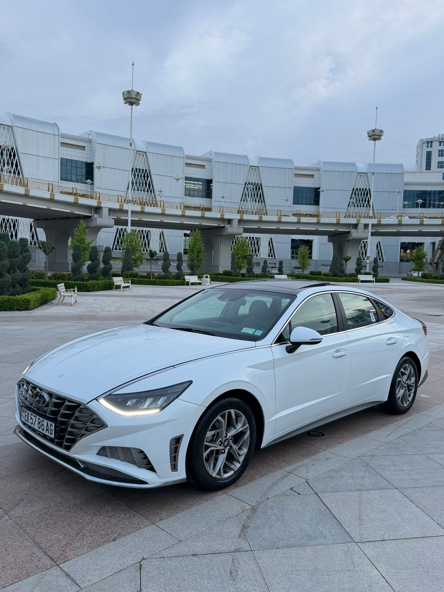 Hyundai Sonata 2023 - 340 000 TMT - 30 мкр - img 1