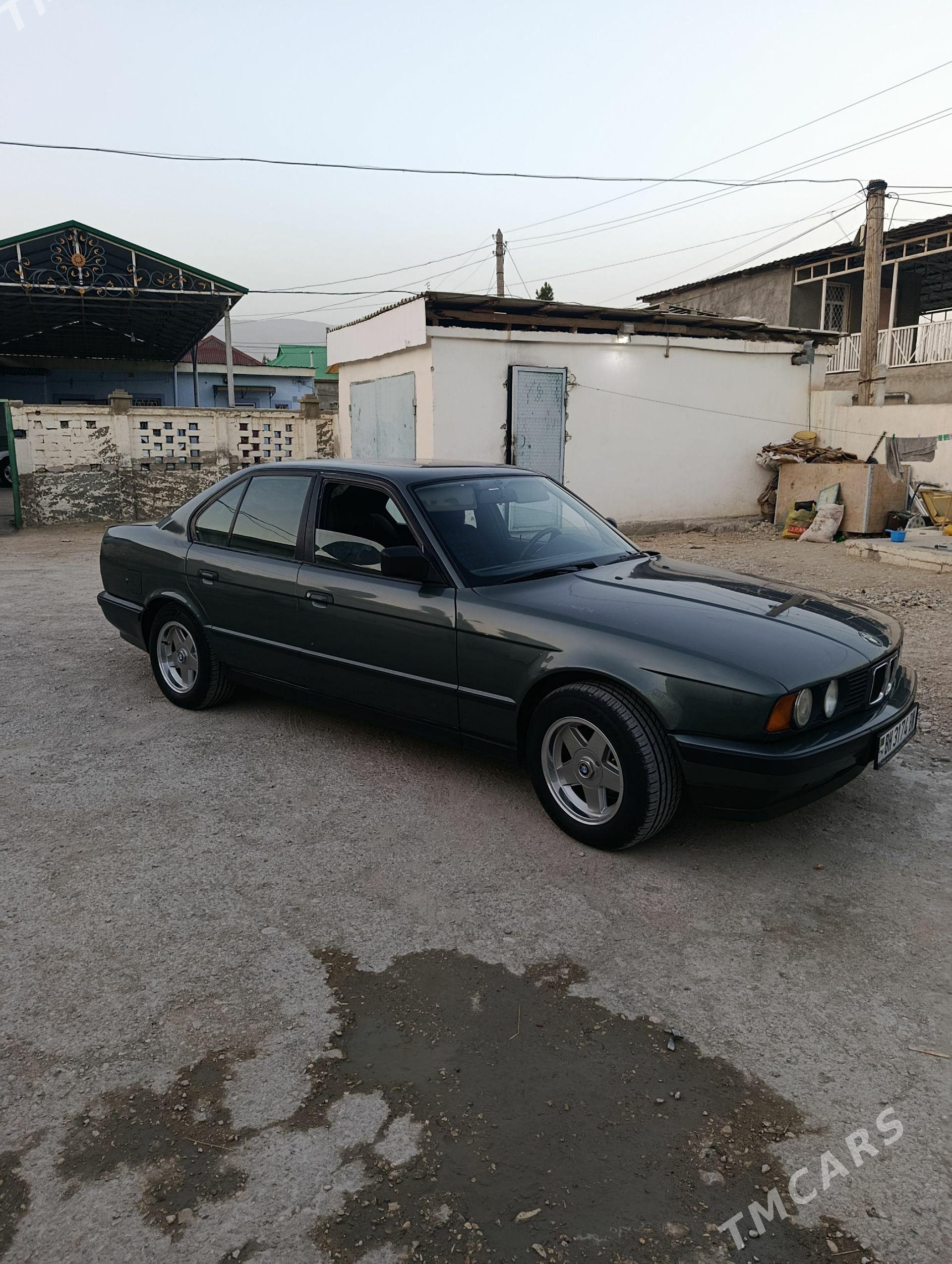 BMW 525 1990 - 38 000 TMT - Балканабат - img 1