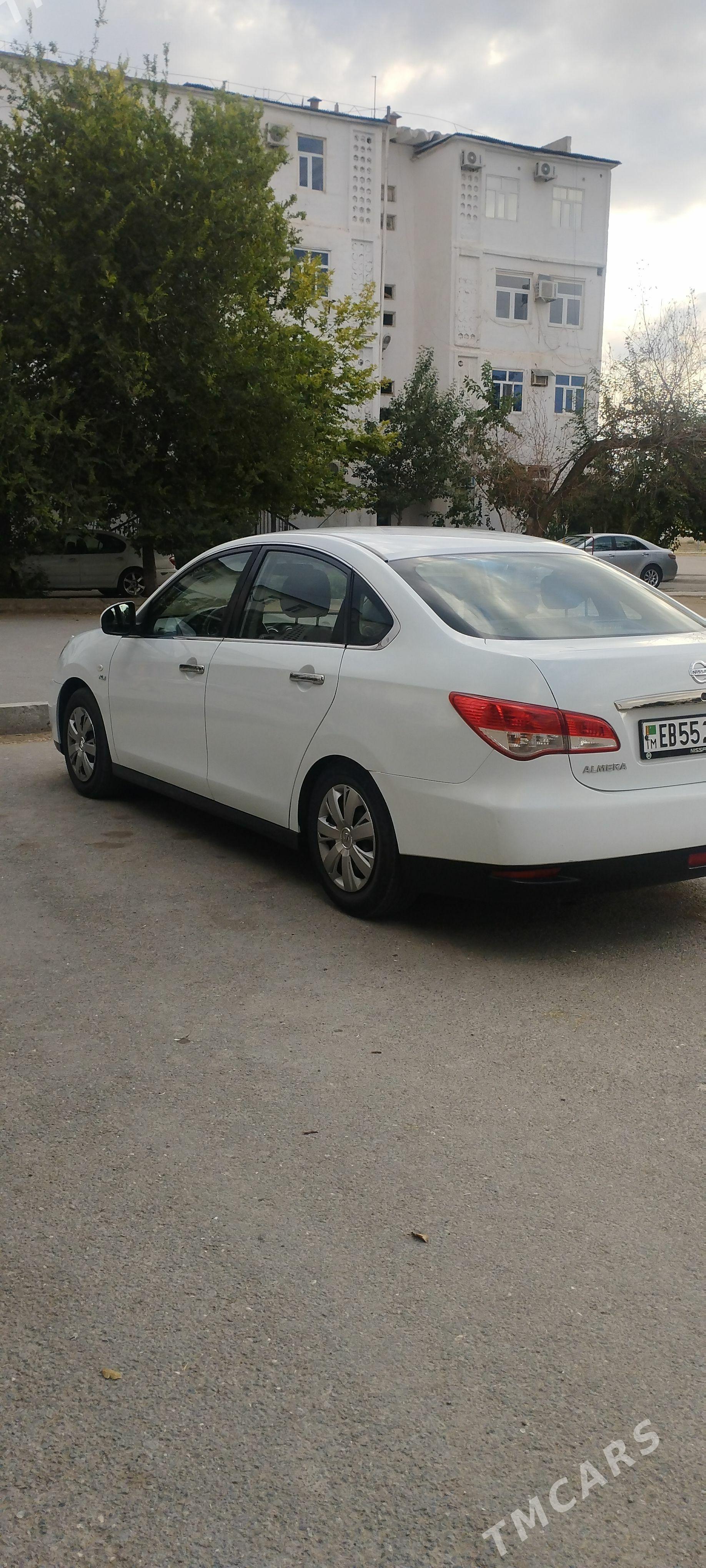 Nissan Almera 2015 - 150 000 TMT - Büzmeýin - img 1