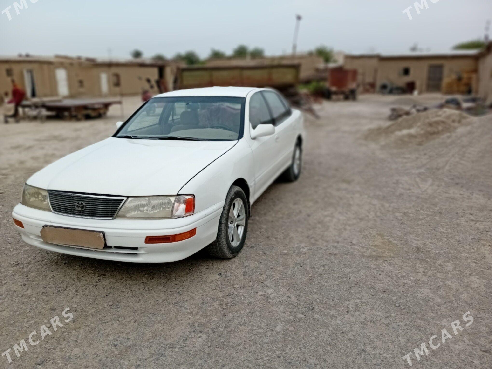 Toyota Avalon 1996 - 130 000 TMT - Кака - img 1