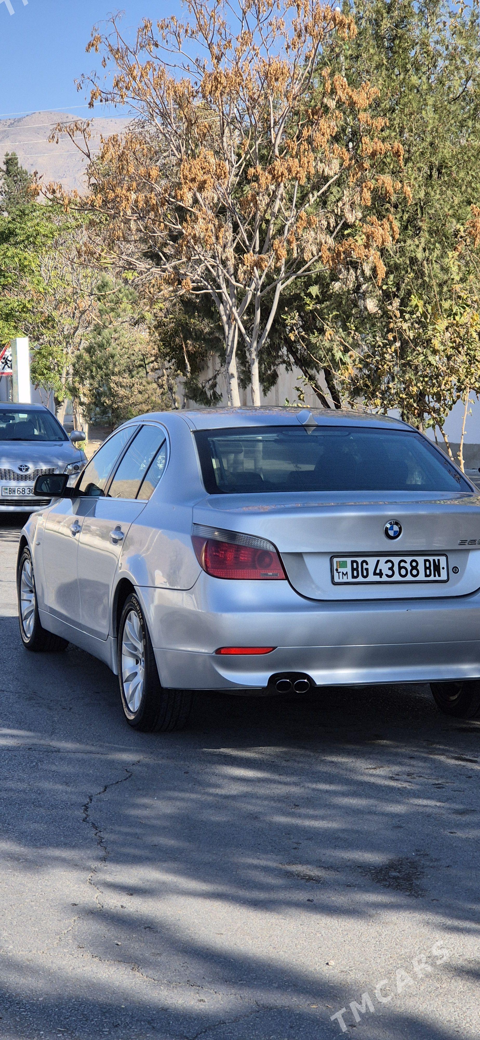 BMW E60 2004 - 200 000 TMT - Балканабат - img 1