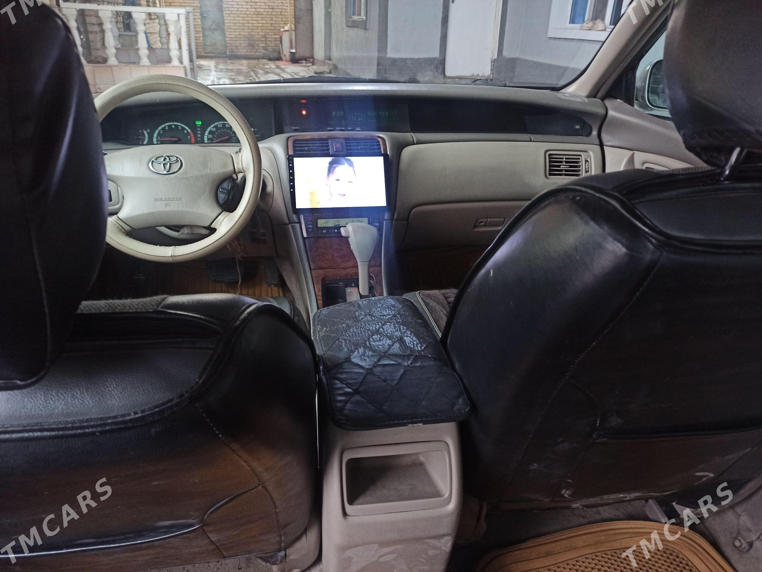 Toyota Avalon 2001 - 174 000 TMT - Мары - img 1