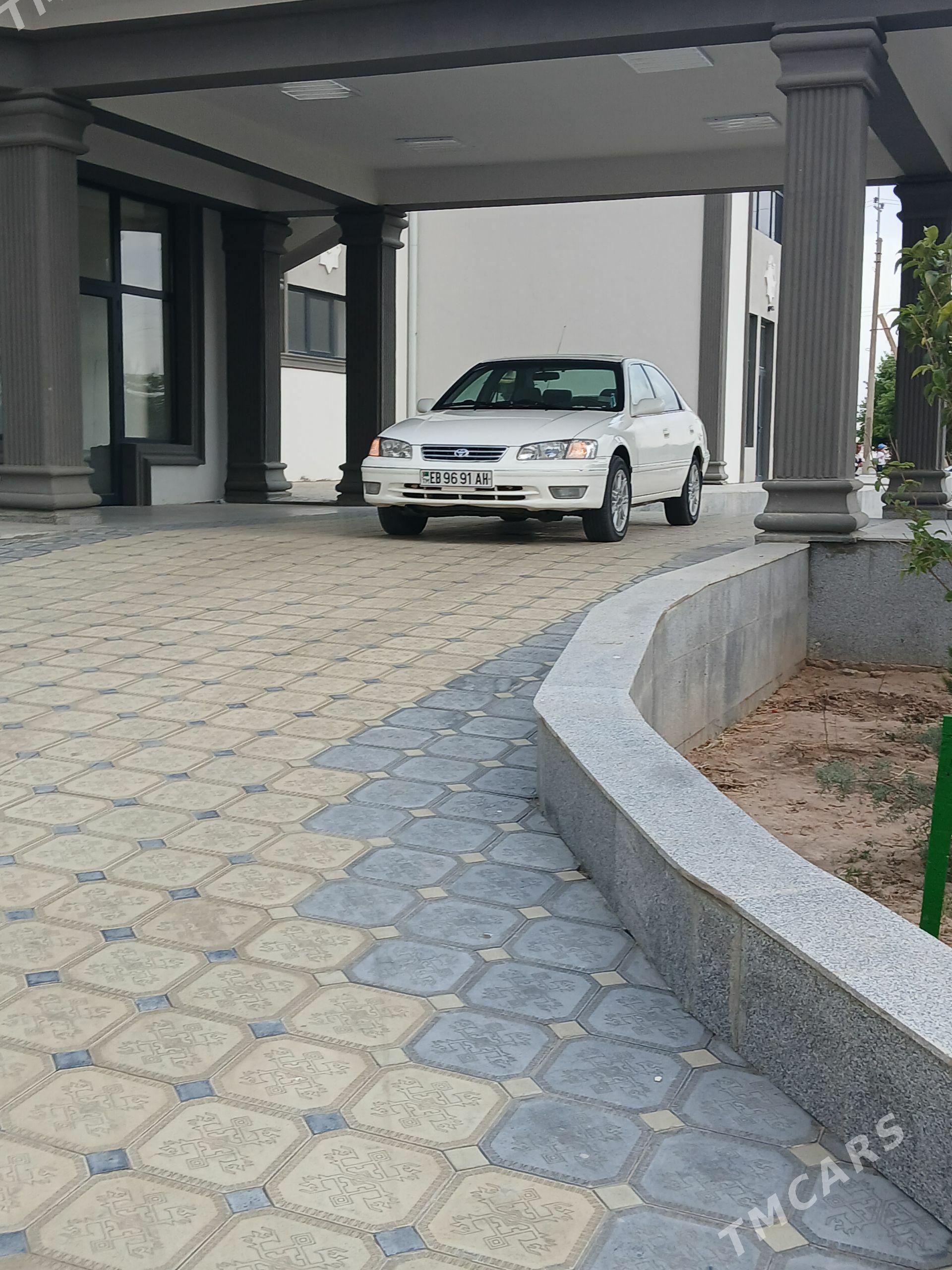 Toyota Camry 1998 - 180 000 TMT - Babadaýhan - img 1