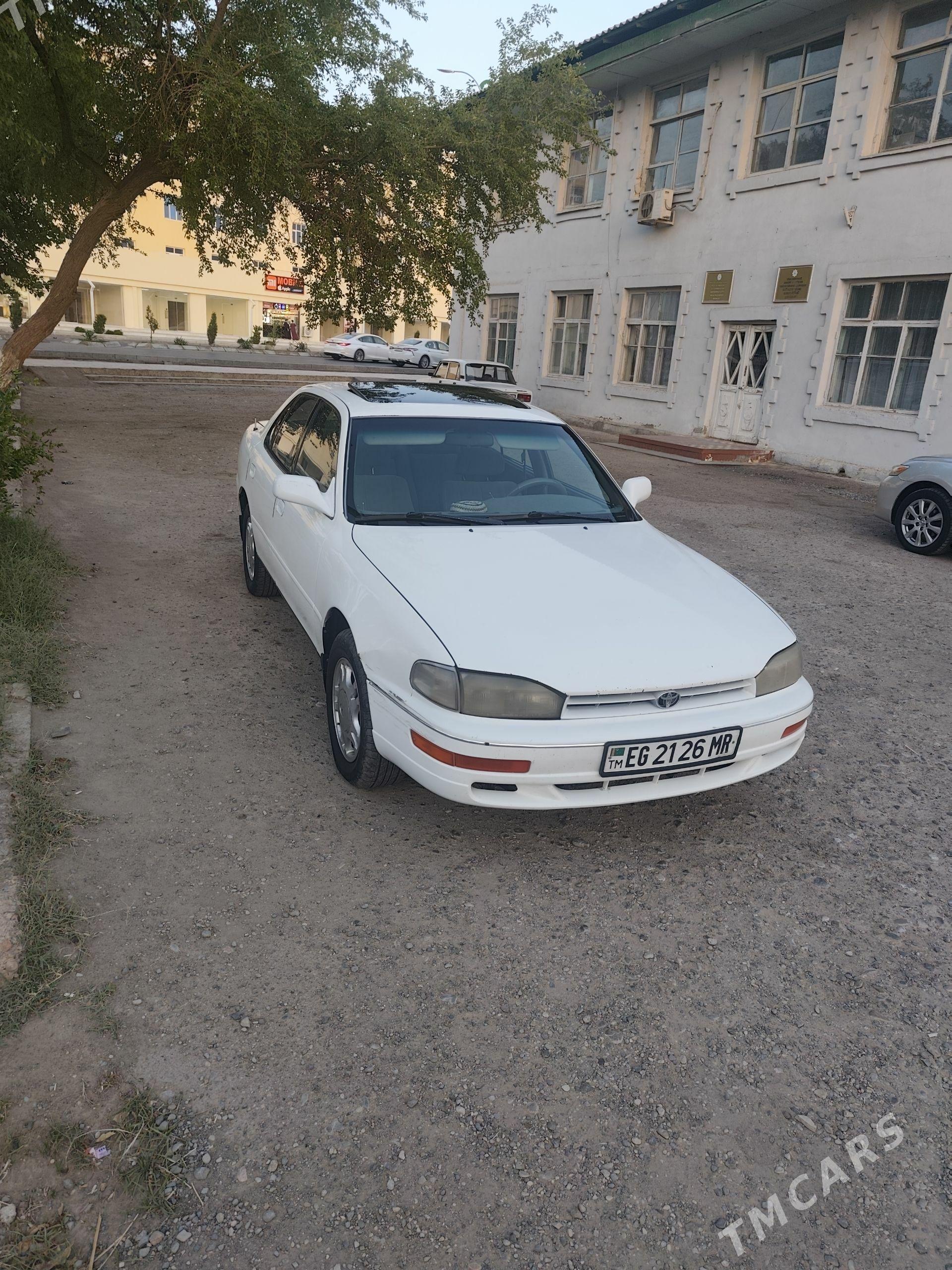 Toyota Camry 1993 - 115 000 TMT - Baýramaly - img 1