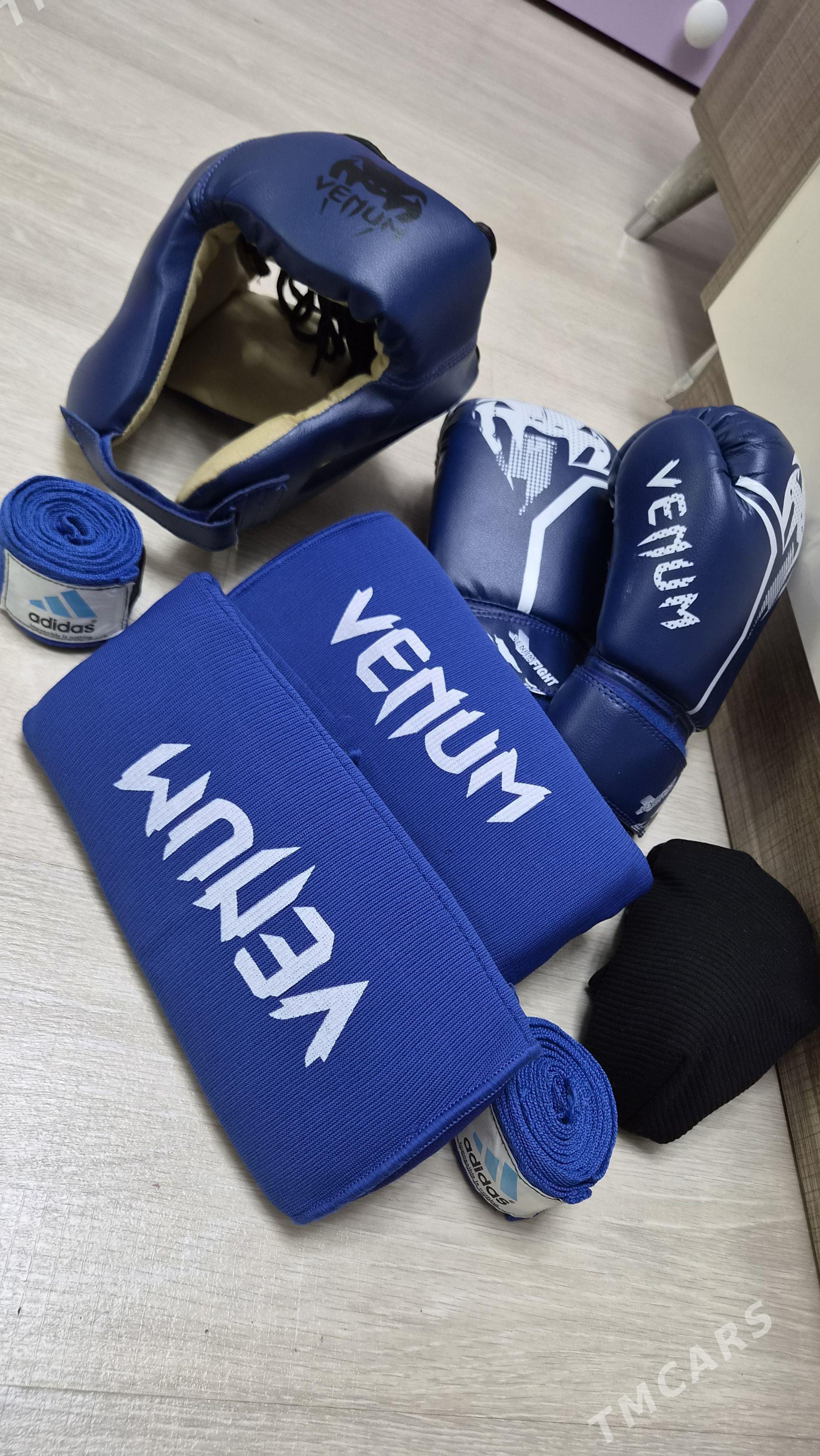 VENUM full ekipirofka - Мир 8 - img 1