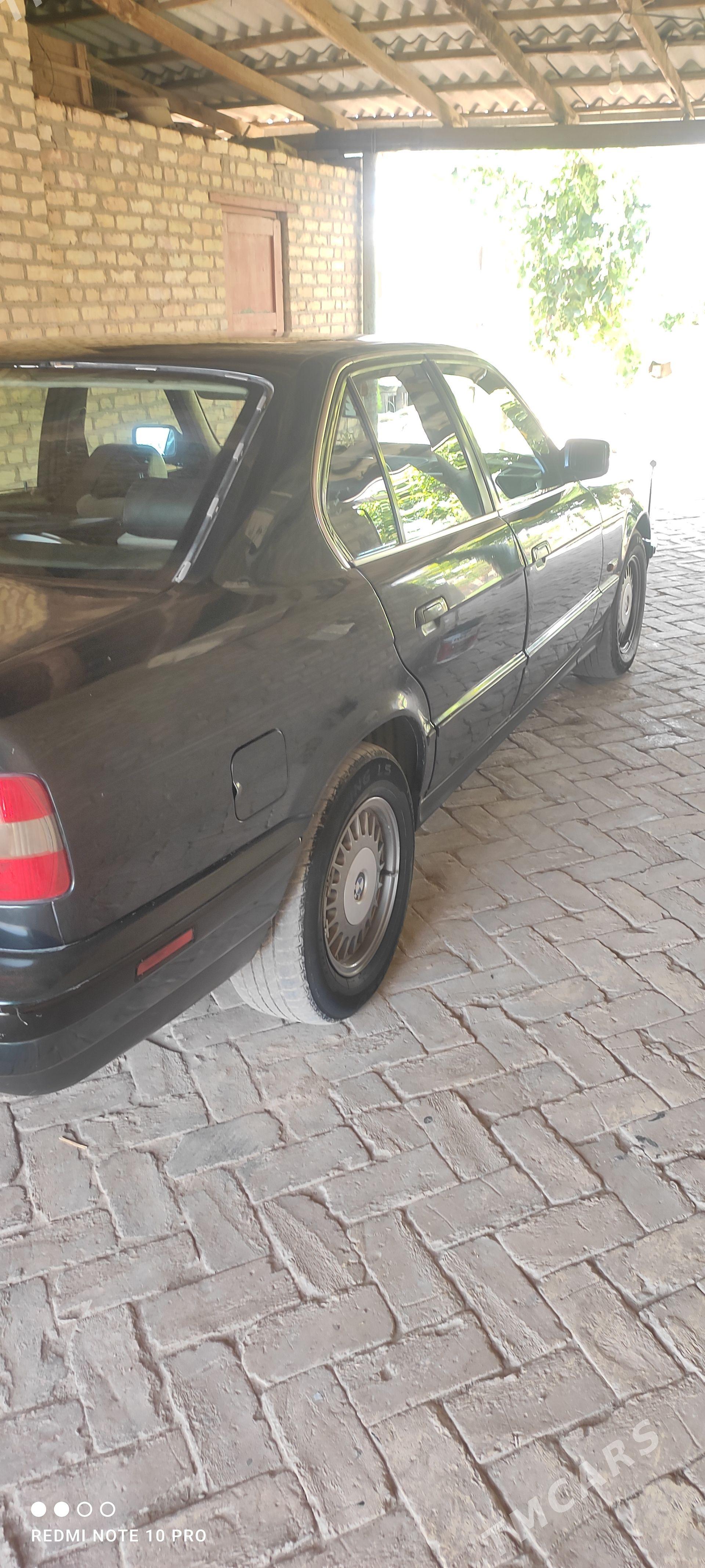 BMW 525 1992 - 72 000 TMT - Garabekewül - img 1