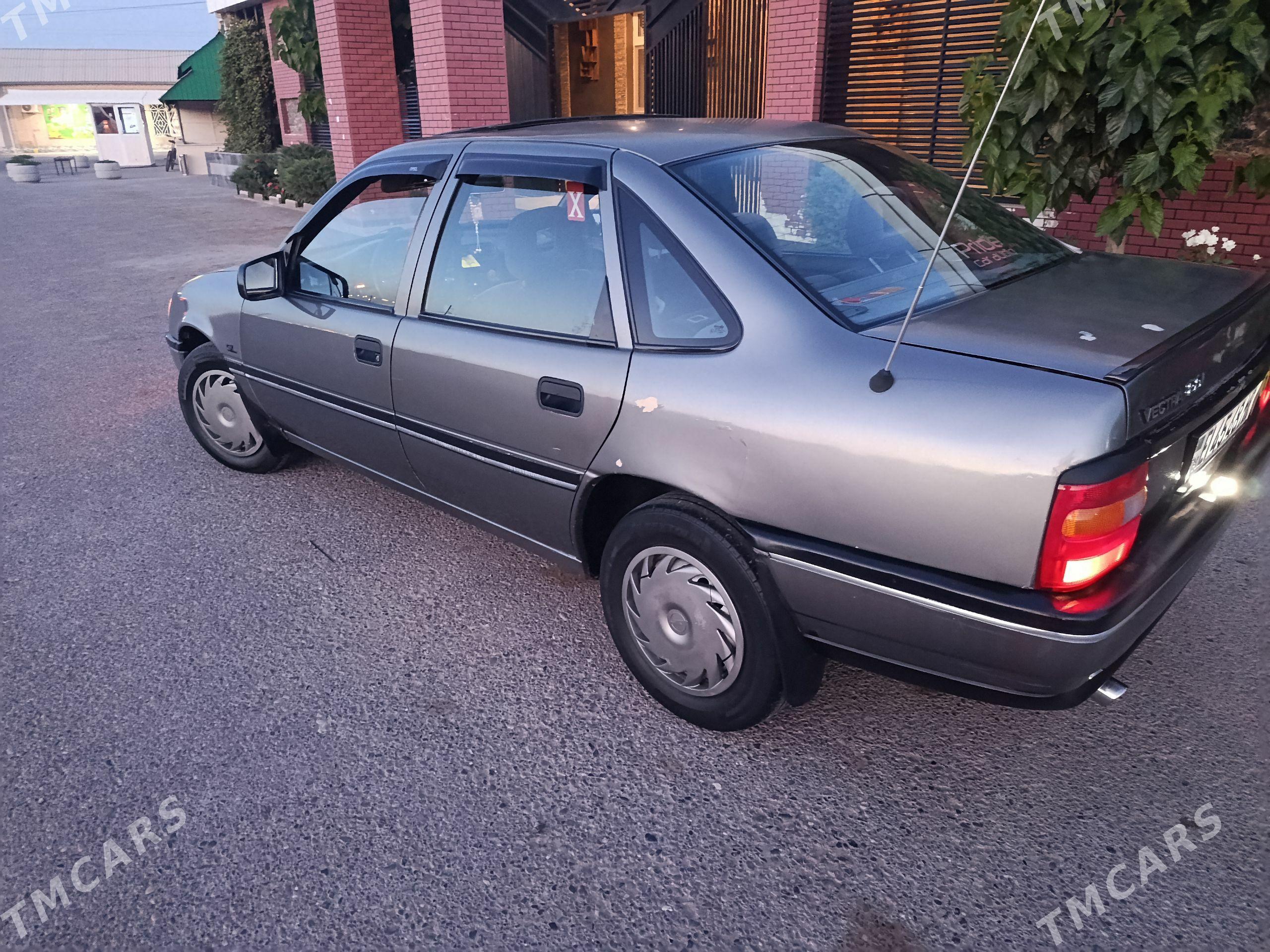 Opel Vectra 1996 - 45 000 TMT - Мары - img 1