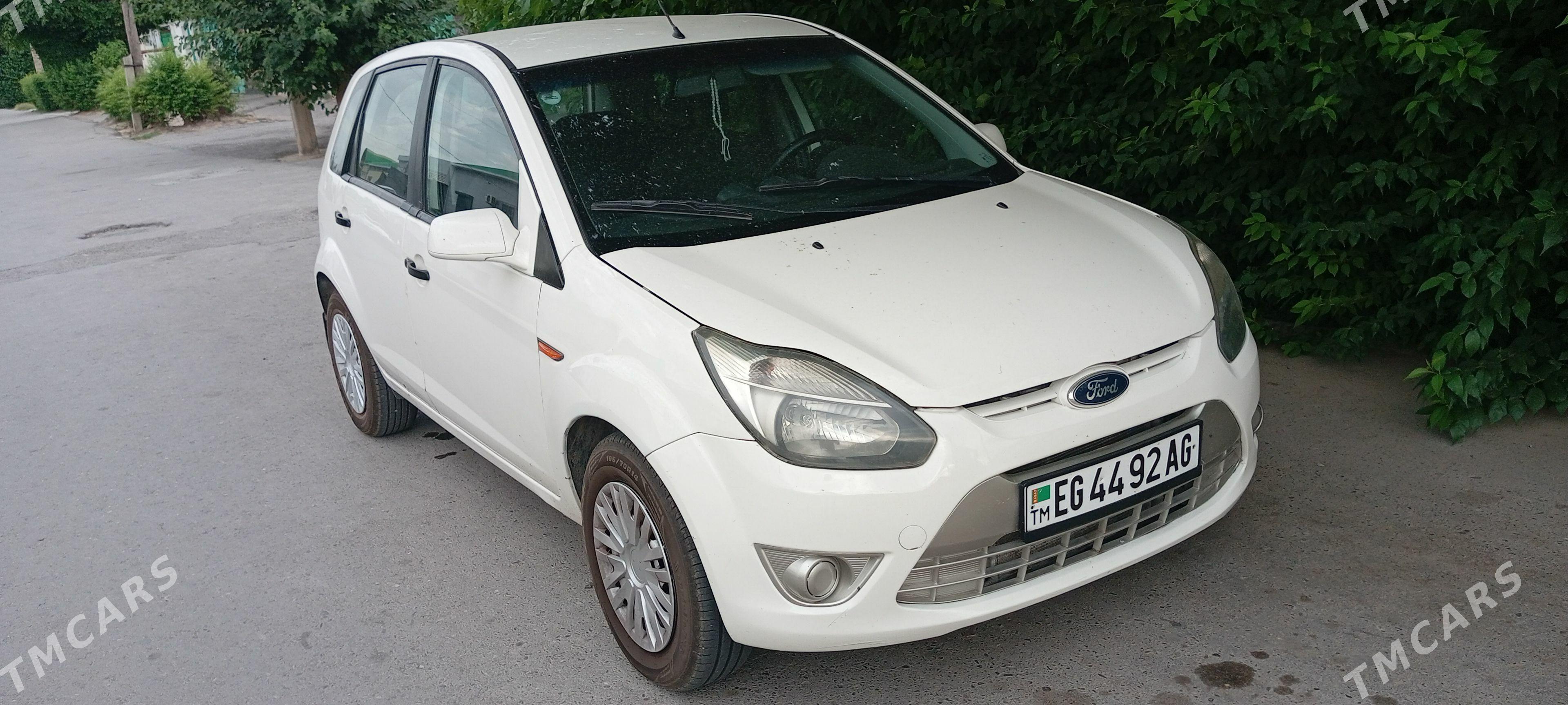 Ford Figo 2011 - 102 000 TMT - Ашхабад - img 1