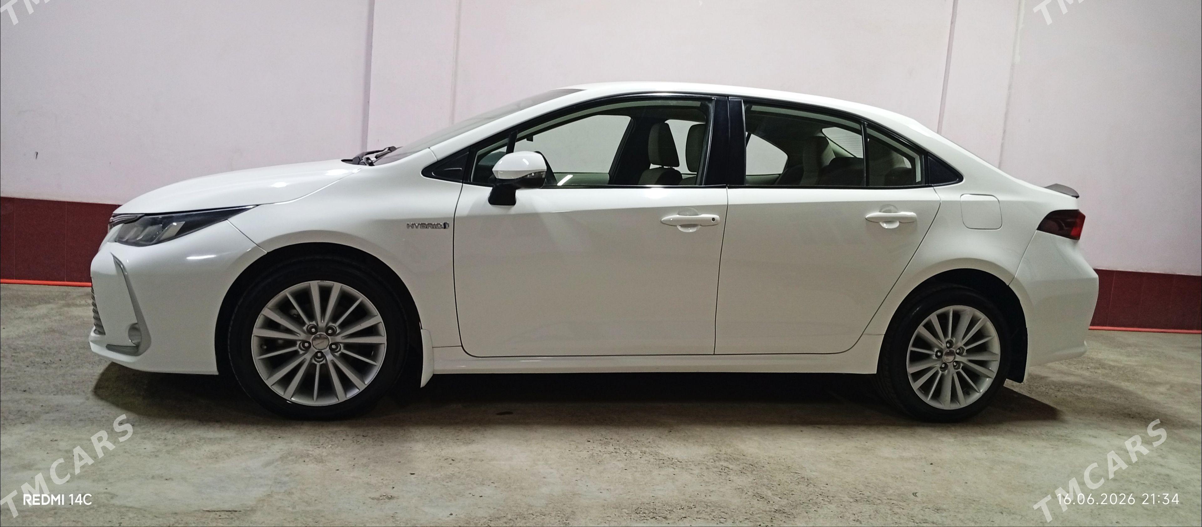 Toyota Corolla 2021 - 220 000 TMT - Туркменабат - img 1
