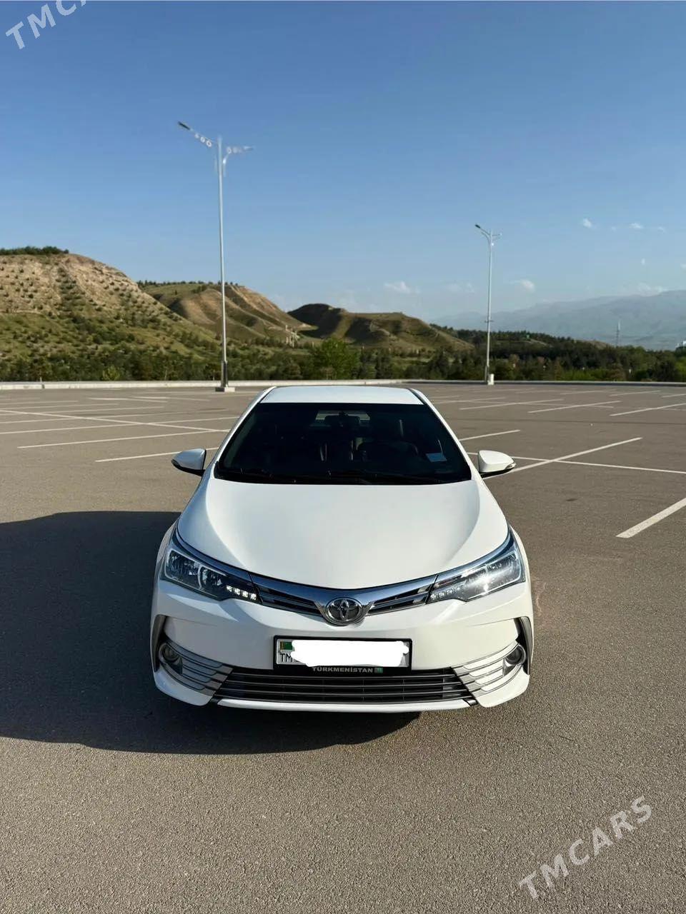 Toyota Corolla 2018 - 255 000 TMT - Aşgabat - img 1