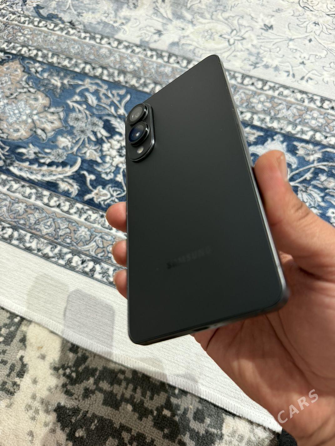 Samsung S 25 edge 12/256 - Айтакова (ул. Огузхана) - img 1