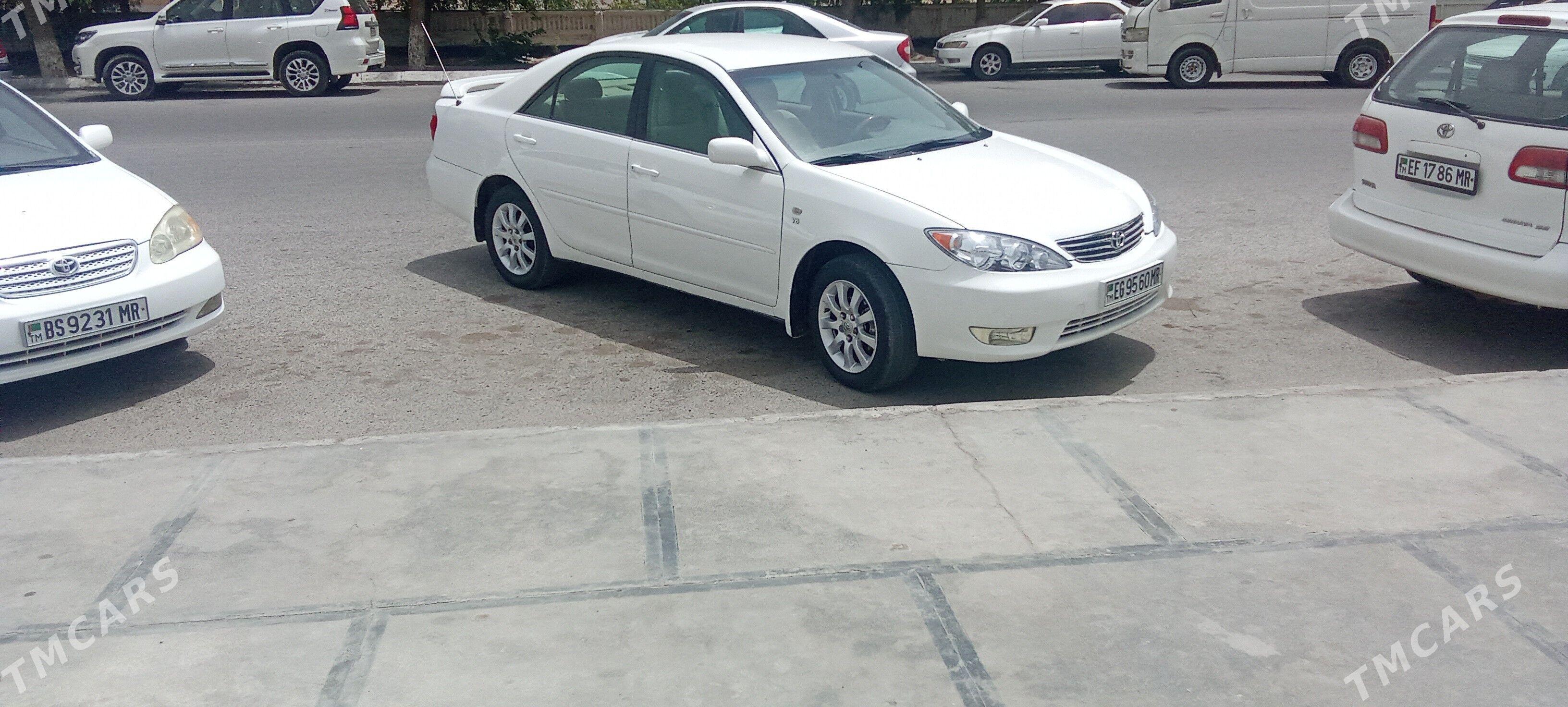 Toyota Camry 2002 - 180 000 TMT - Мары - img 1