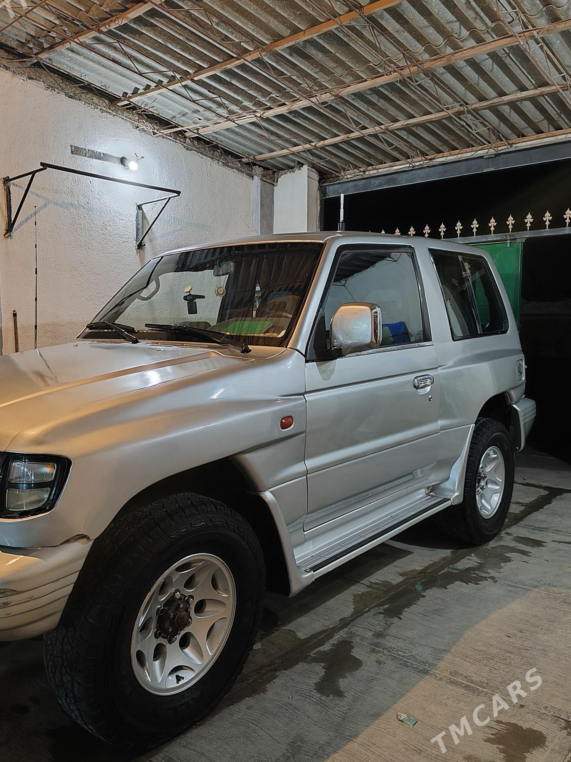 Mitsubishi Pajero 1998 - 90 000 TMT - Köýtendag - img 1