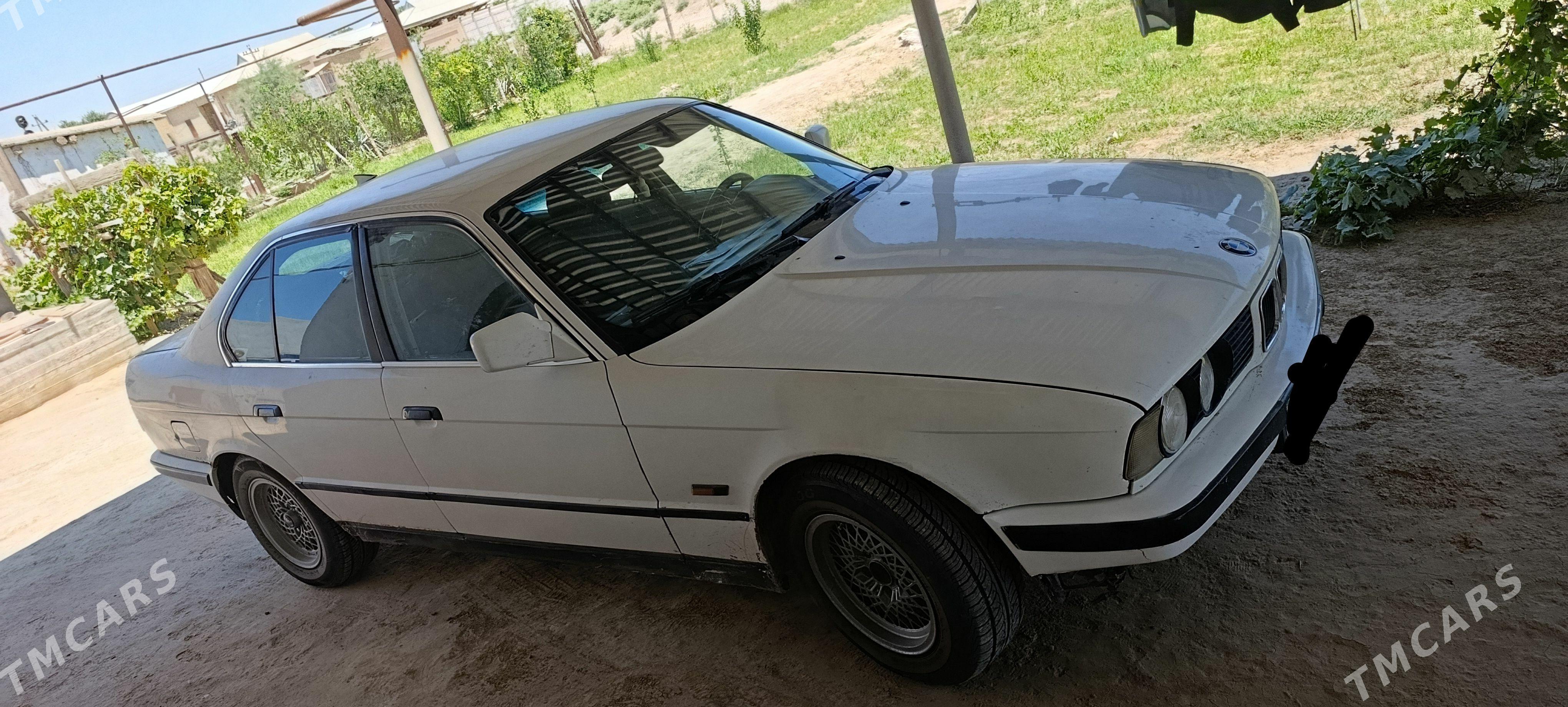 BMW 525 1990 - 55 000 TMT - Ёлётен - img 1
