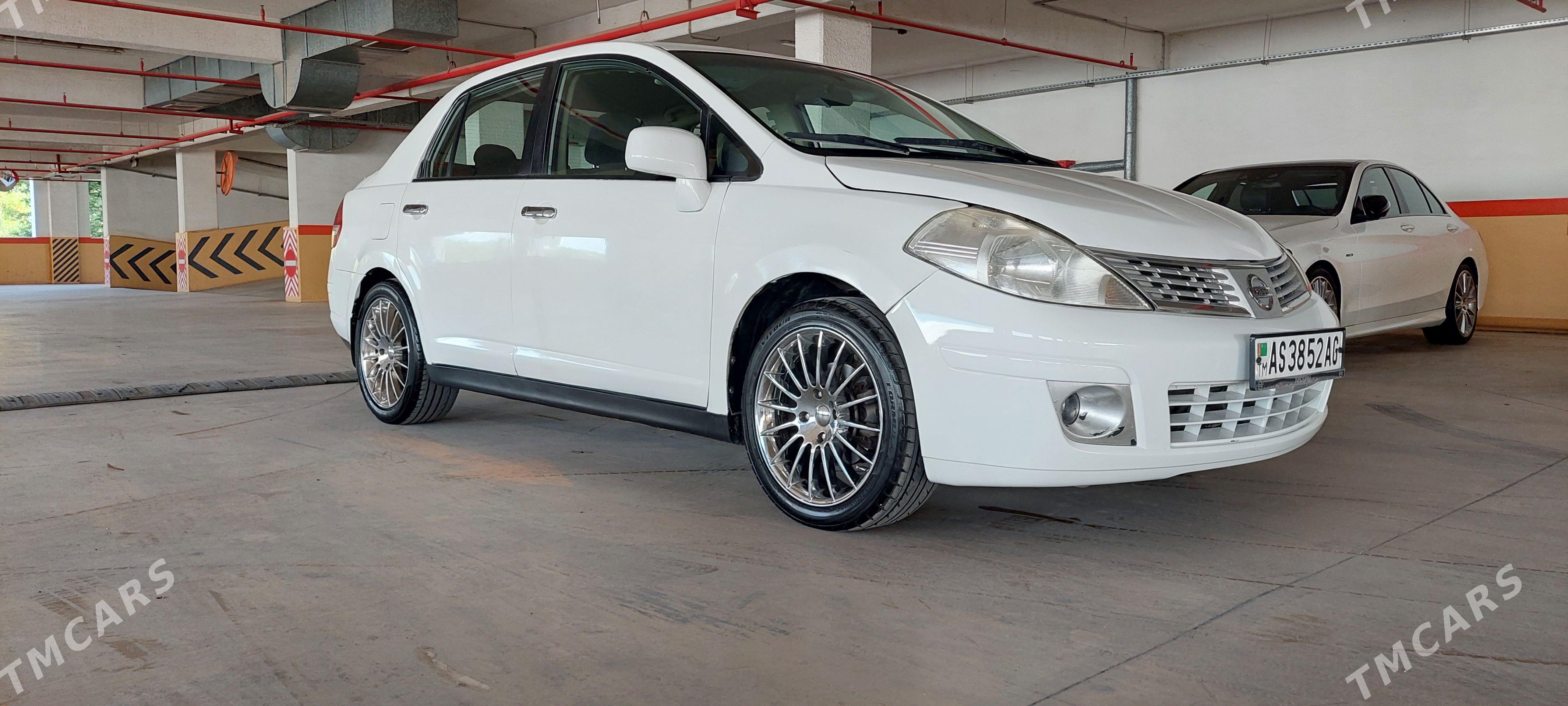 Nissan Versa 2010 - 145 000 TMT - Bedew - img 1