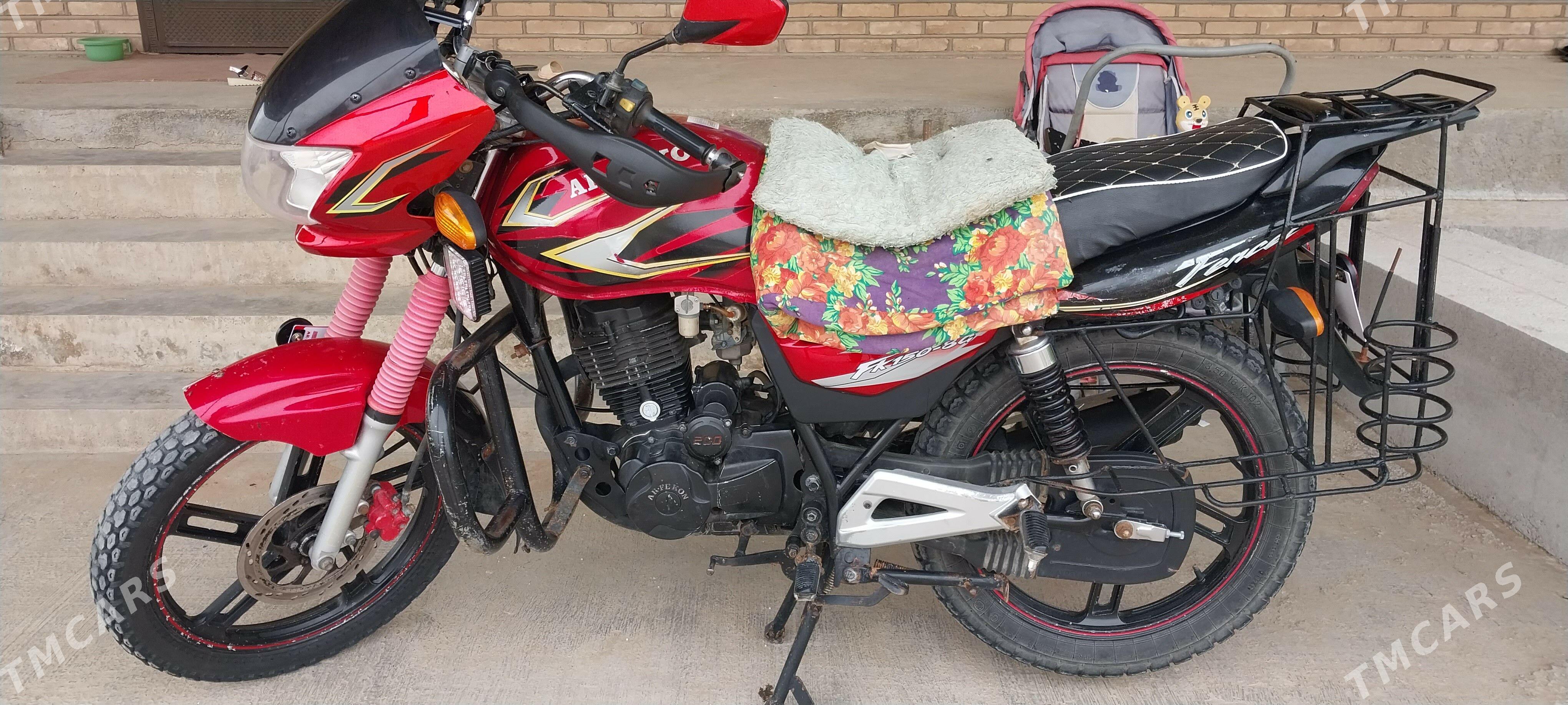 Fekon FK200-14G 2014 - 15 200 TMT - Бабадайхан - img 1