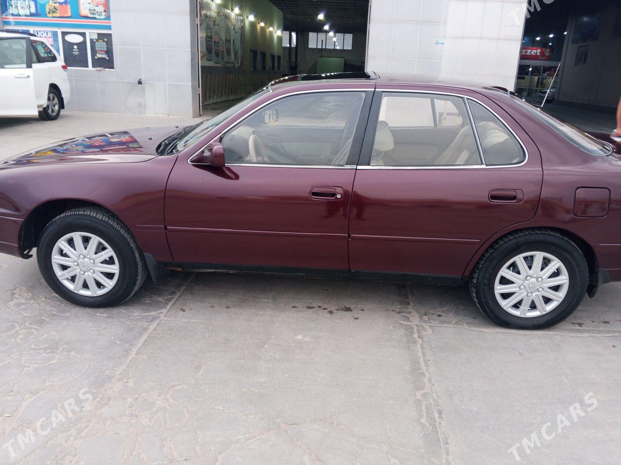 Toyota Camry 1993 - 110 000 TMT - Baýramaly - img 1
