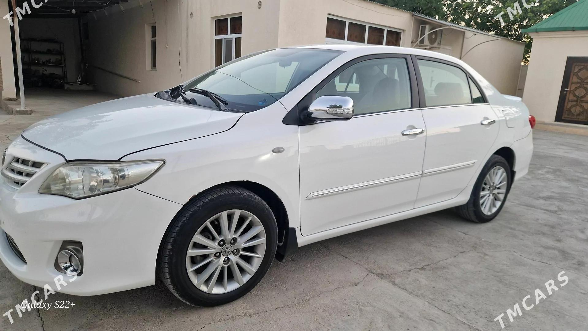 Toyota Corolla 2011 - 190 000 TMT - Гёкдепе - img 1