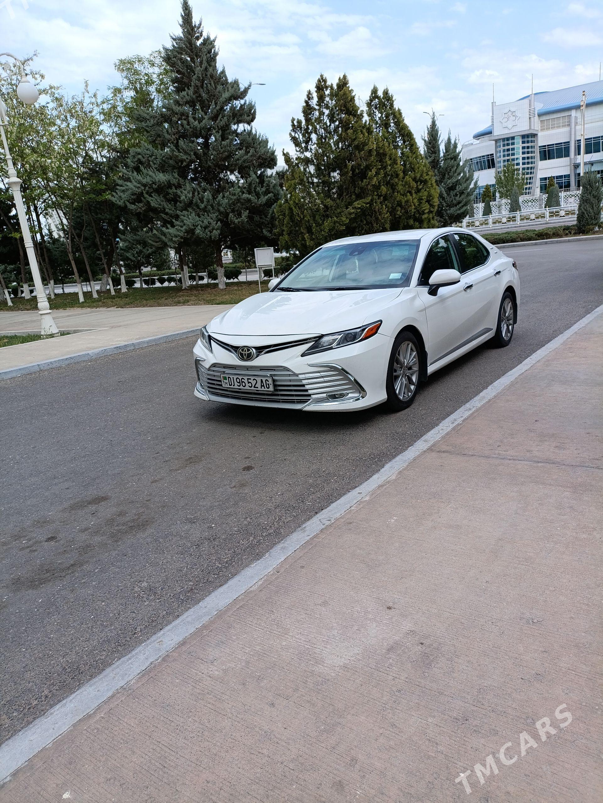 Toyota Camry 2021 - 280 000 TMT - Aşgabat - img 1