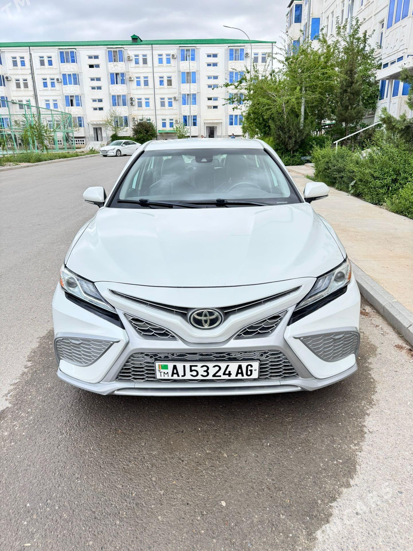 Toyota Camry 2020 - 340 000 TMT - Aşgabat - img 1