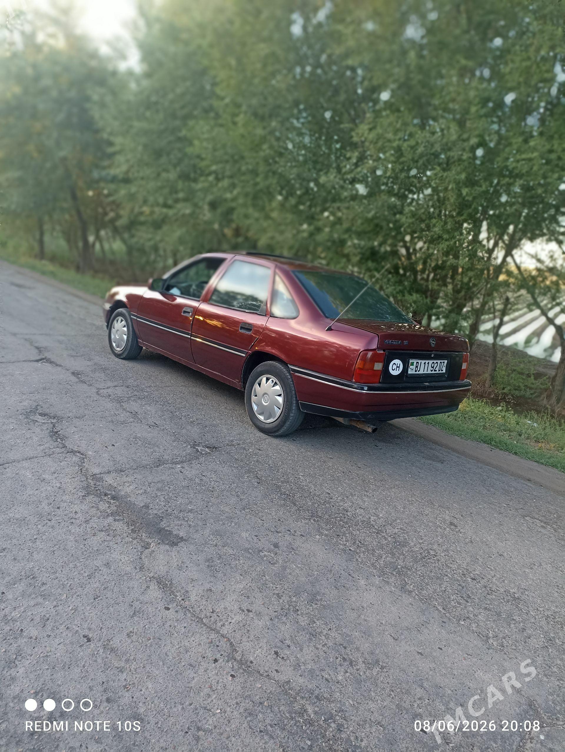 Opel Vectra 1992 - 32 000 TMT - Губадаг - img 1
