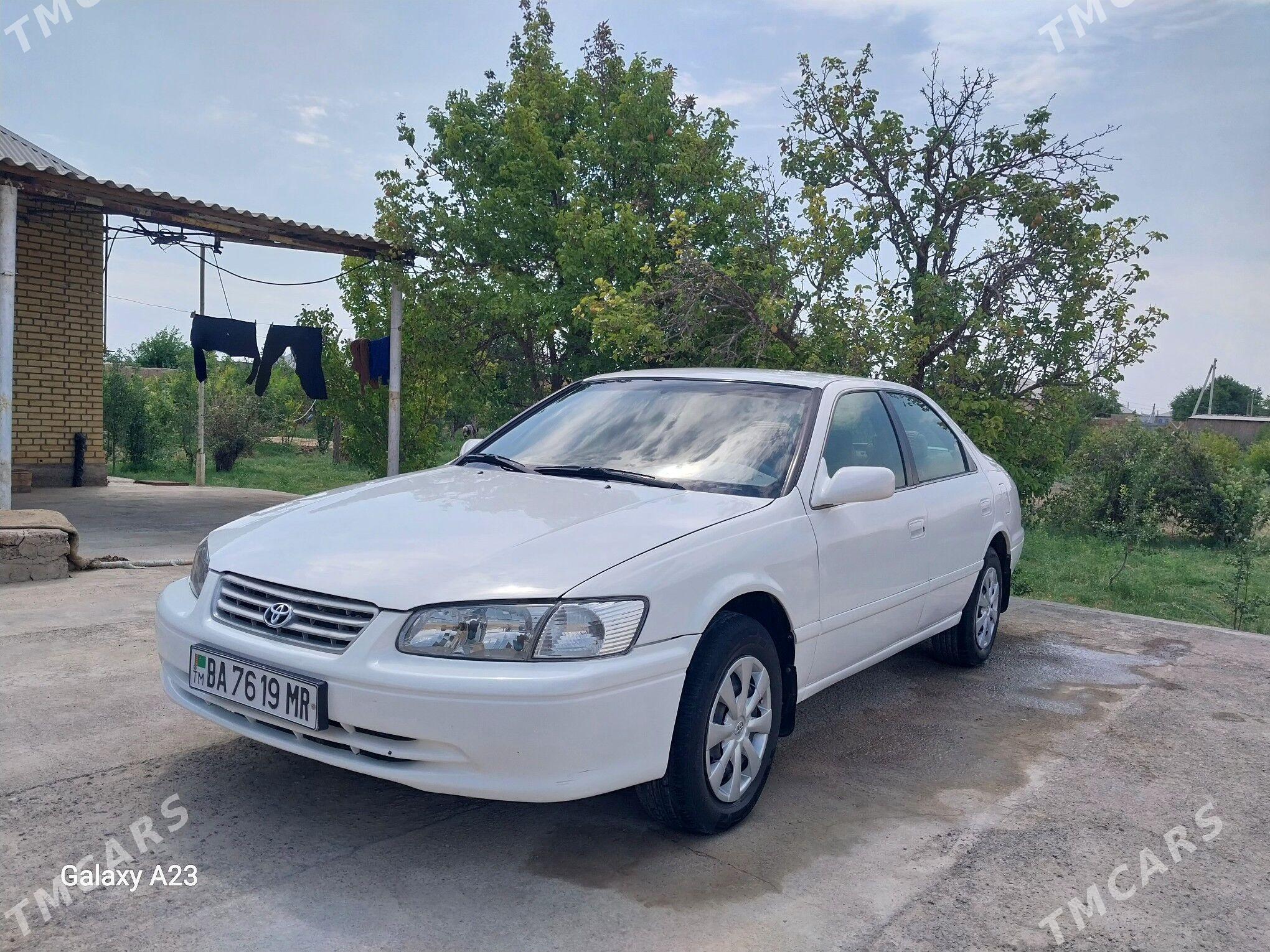 Toyota Camry 2001 - 150 000 TMT - Wekilbazar - img 1