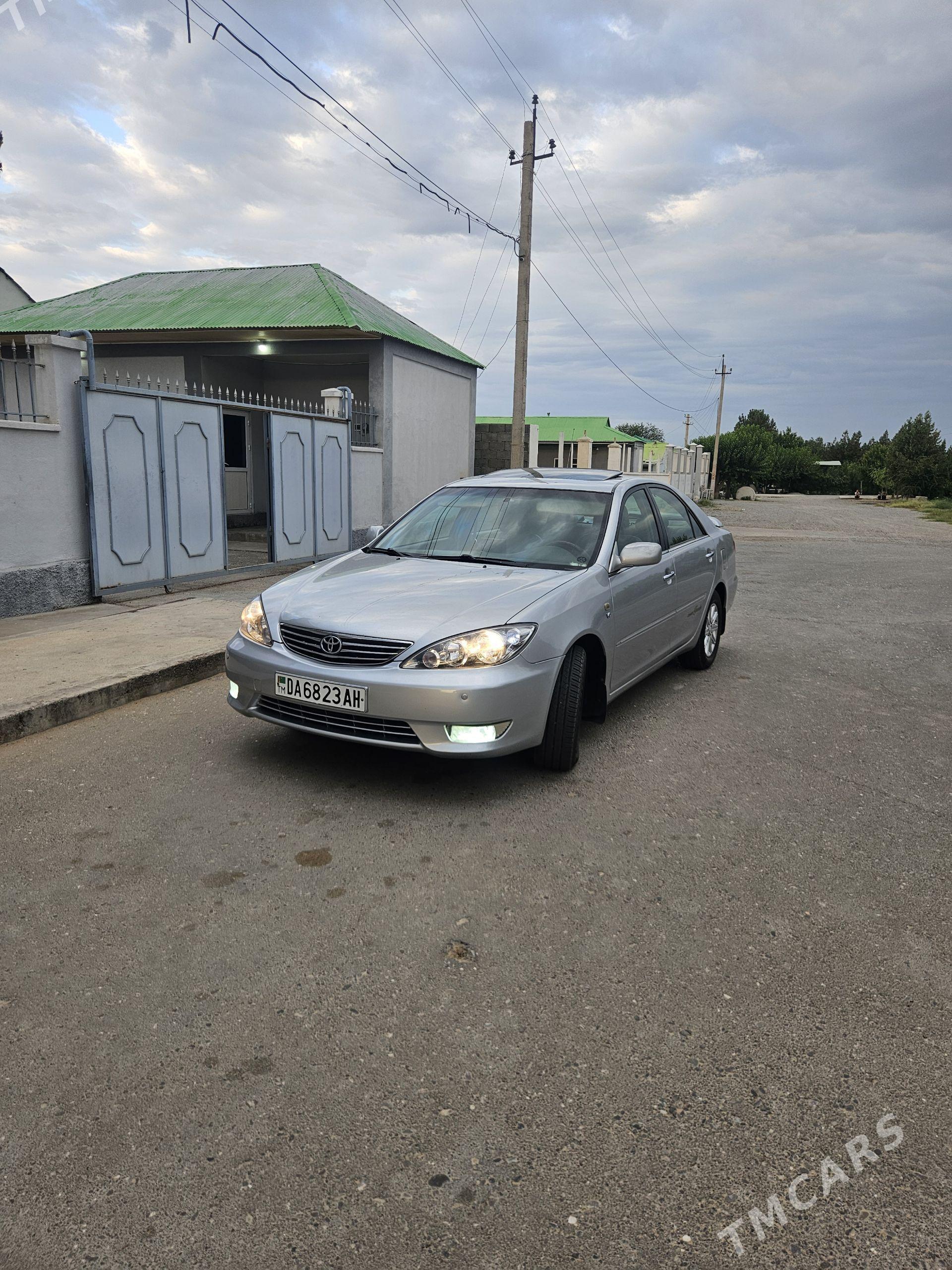 Toyota Camry 2005 - 300 000 TMT - Ашхабад - img 1