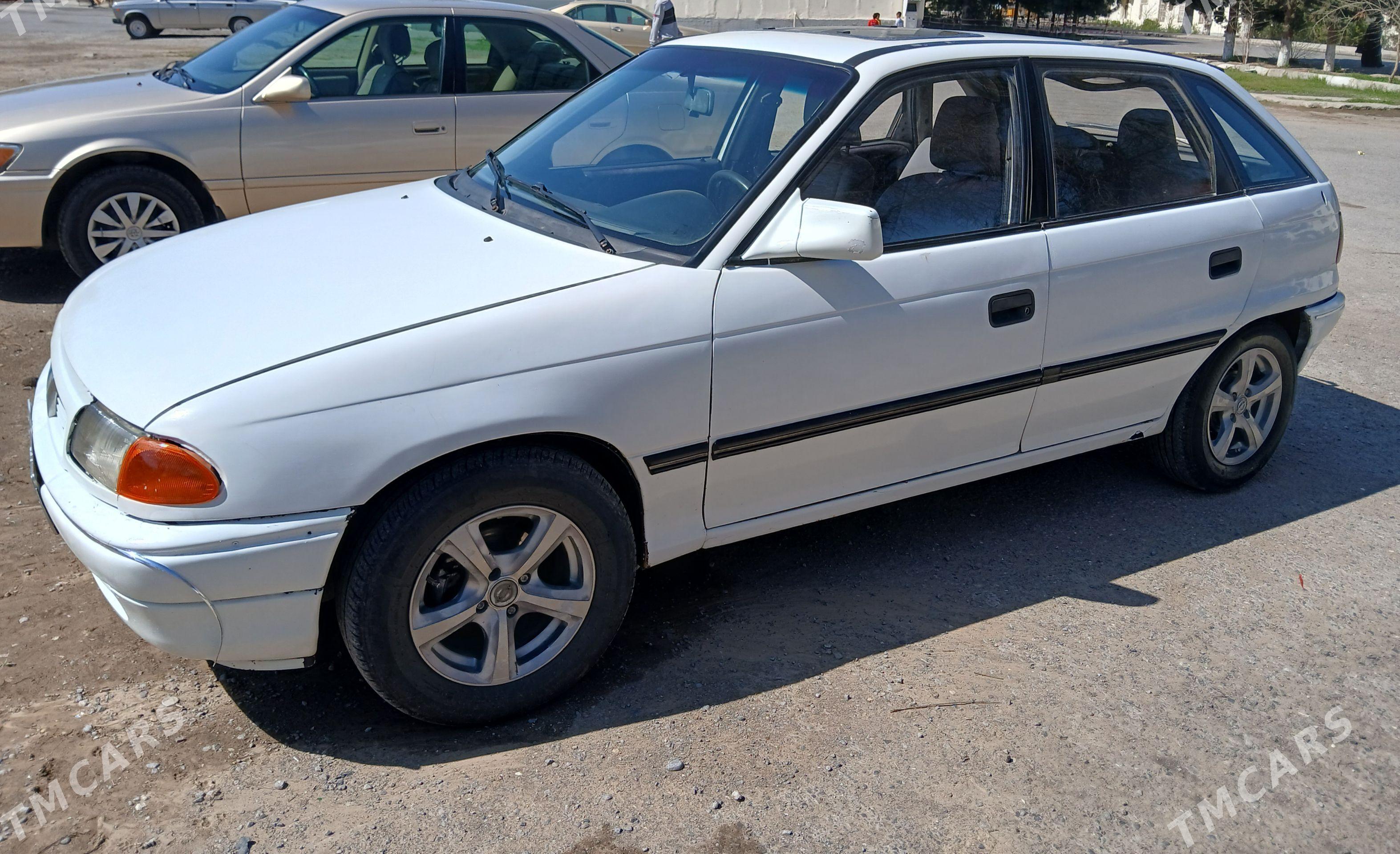 Opel Astra 1993 - 45 000 TMT - Анев - img 1