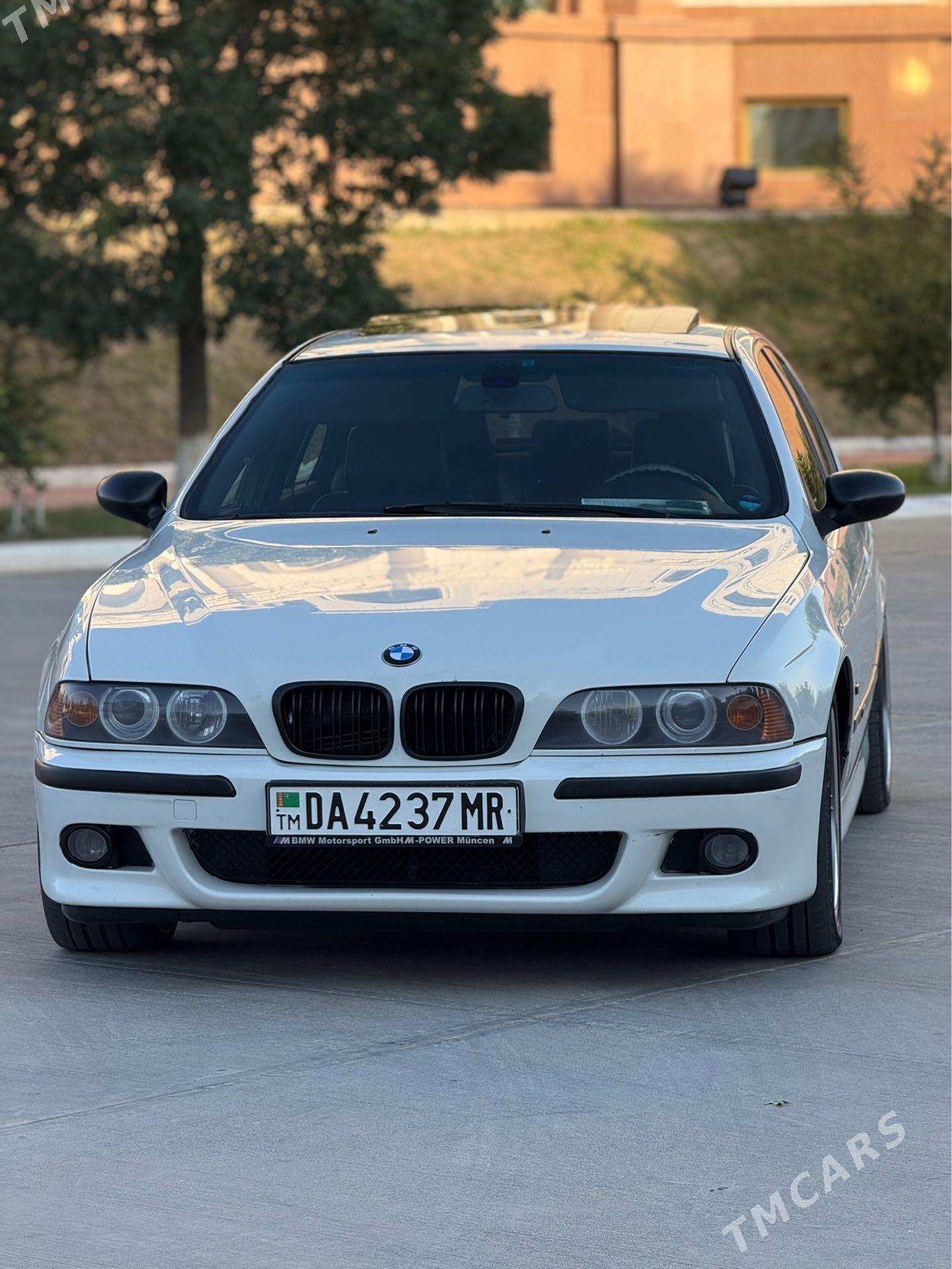 BMW E39 2000 - 165 000 TMT - Mary - img 1