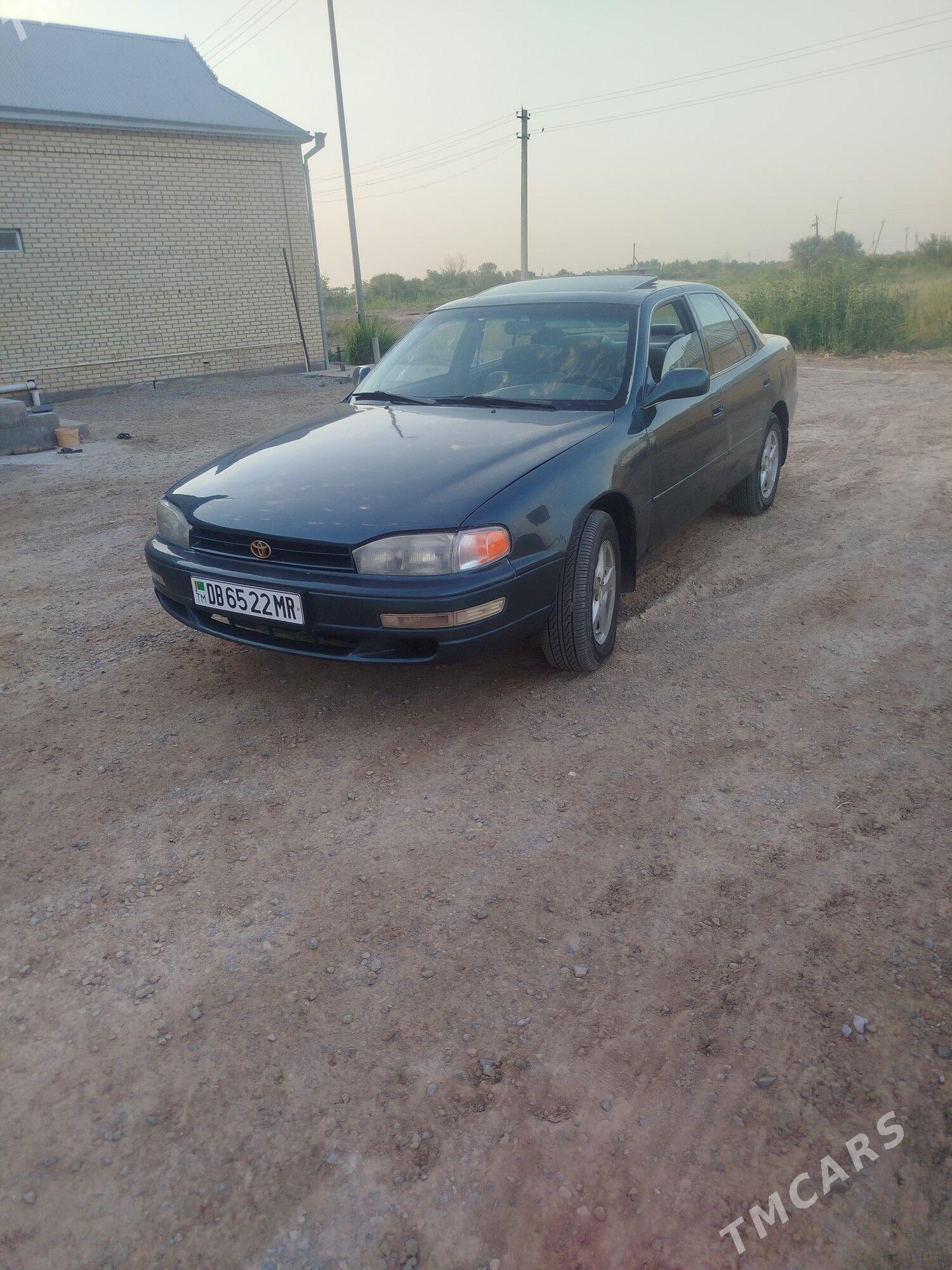 Toyota Camry 1992 - 108 000 TMT - Mary - img 1