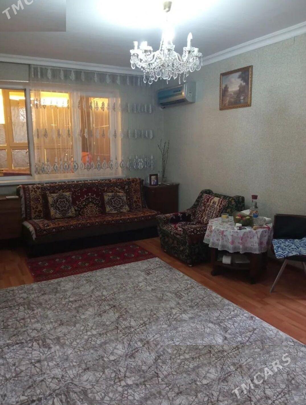 (3534)-11MKR 2-KOMNAT 4-ETAJ 60-KWADRAT - 11 мкр - img 1