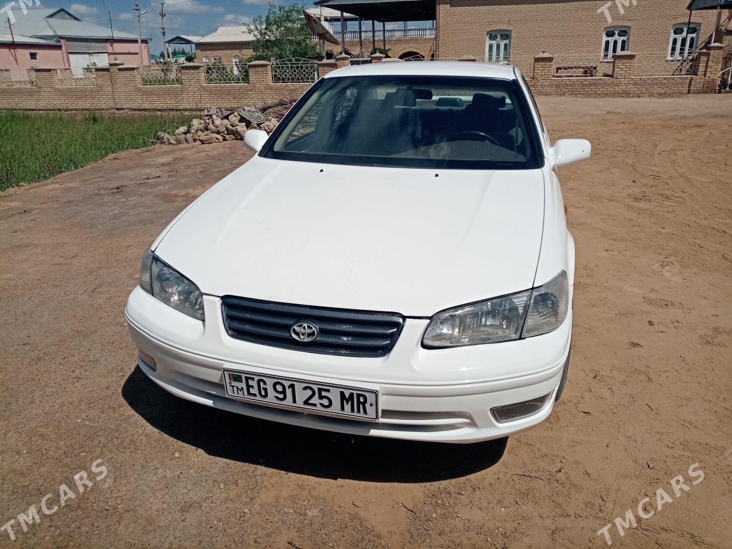 Toyota Camry 2000 - 165 000 TMT - Mary - img 1
