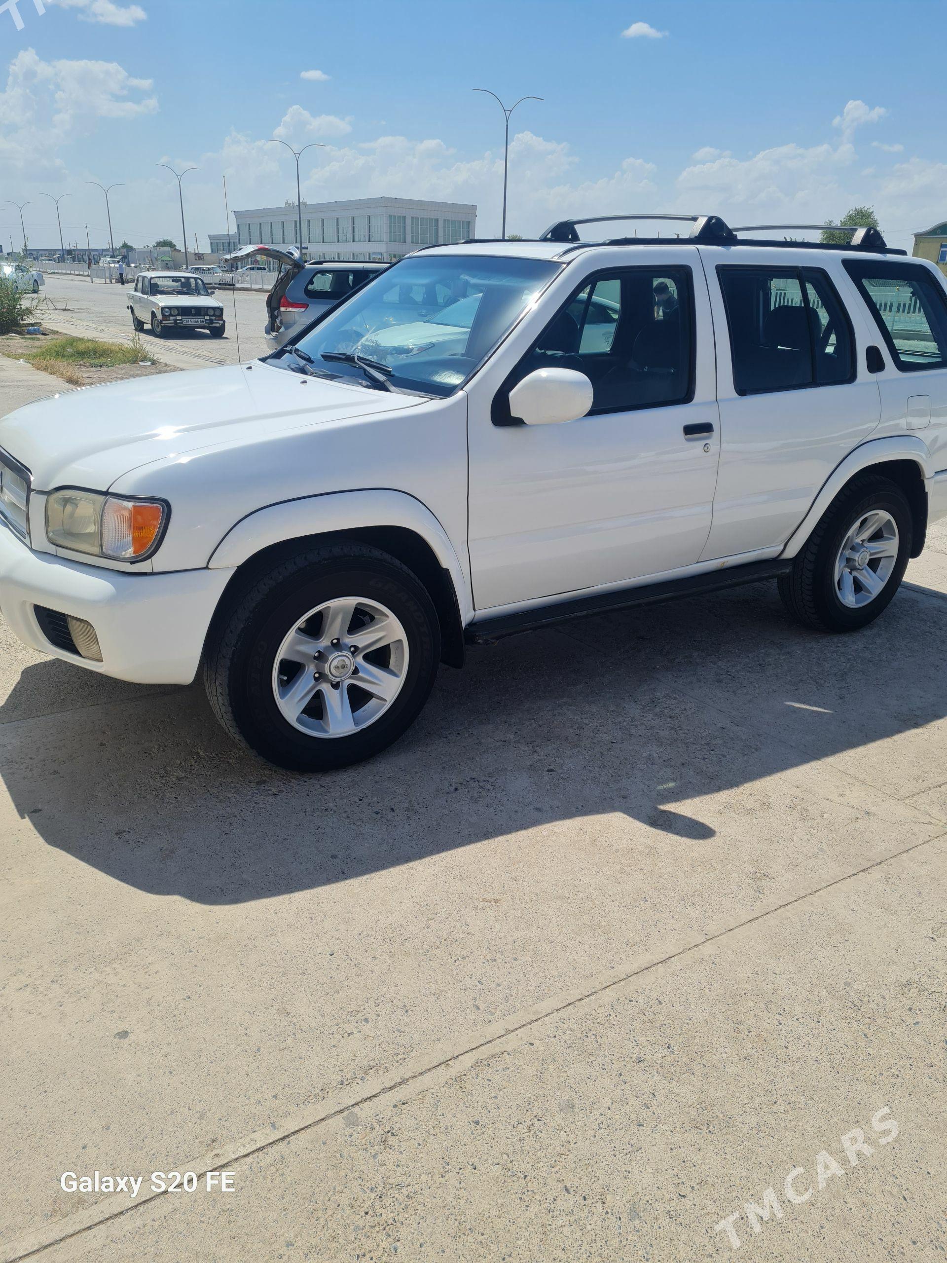 Nissan Pathfinder 2002 - 110 000 TMT - Теджен - img 1