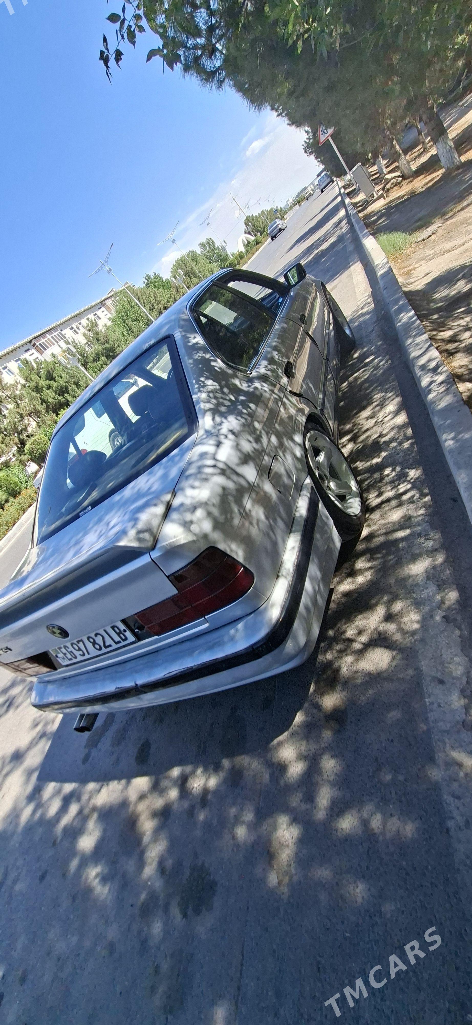 BMW E34 1994 - 40 000 TMT - Туркменабат - img 1