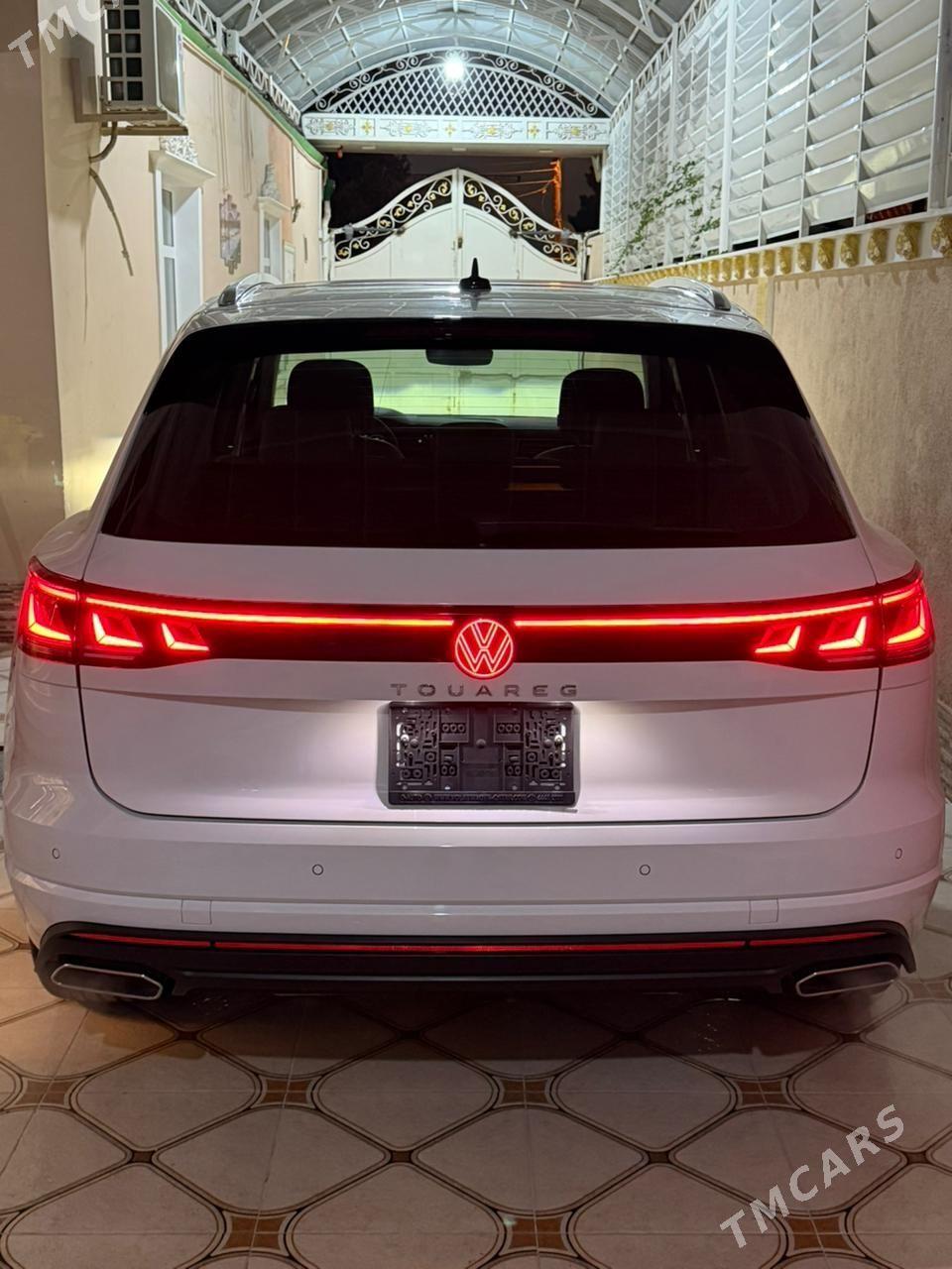 Volkswagen Touareg 2024 - 1 550 000 TMT - Aşgabat - img 1