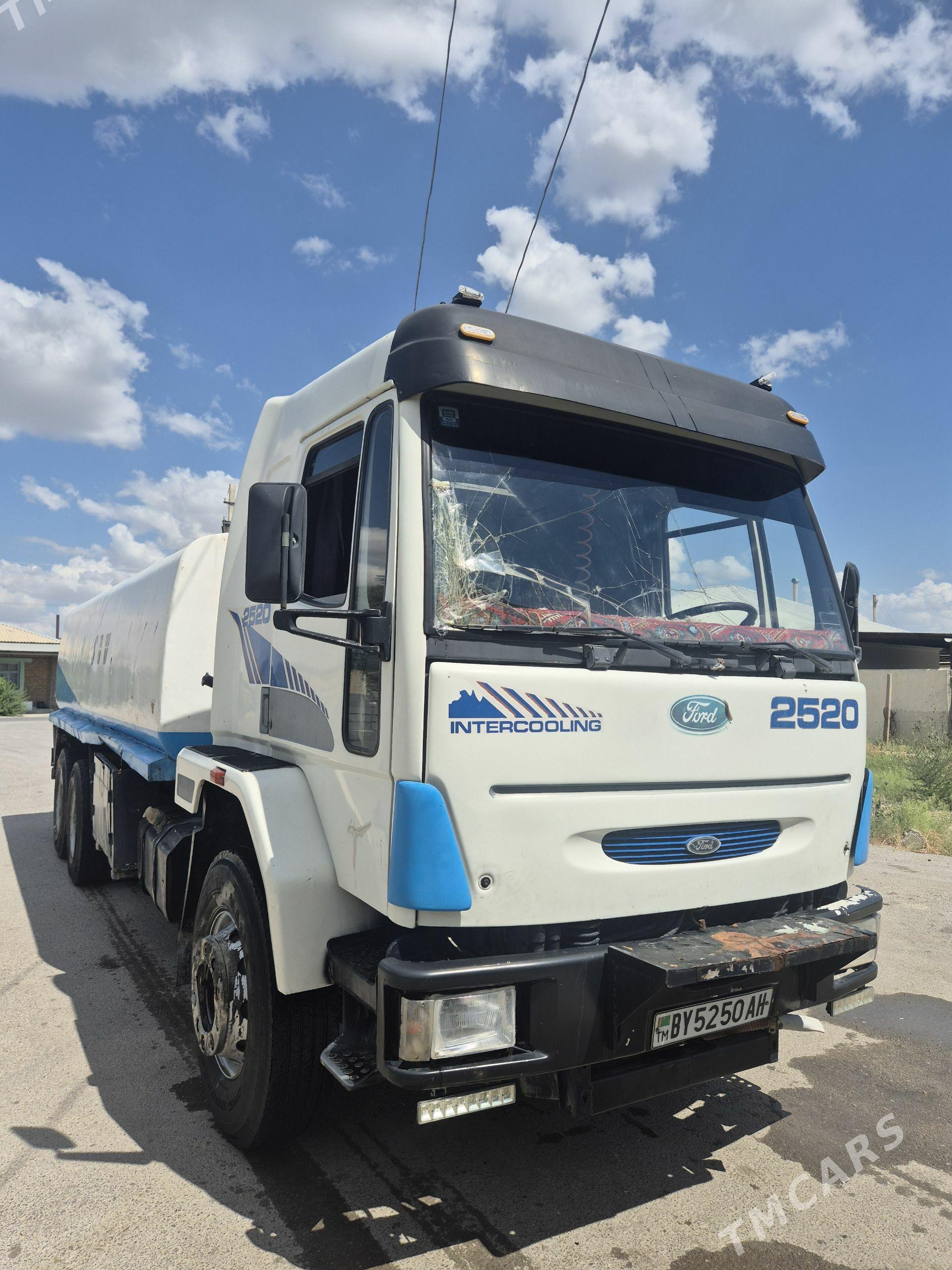 Ford Cargo 3536M 2001 - 250 000 TMT - Гёкдепе - img 1